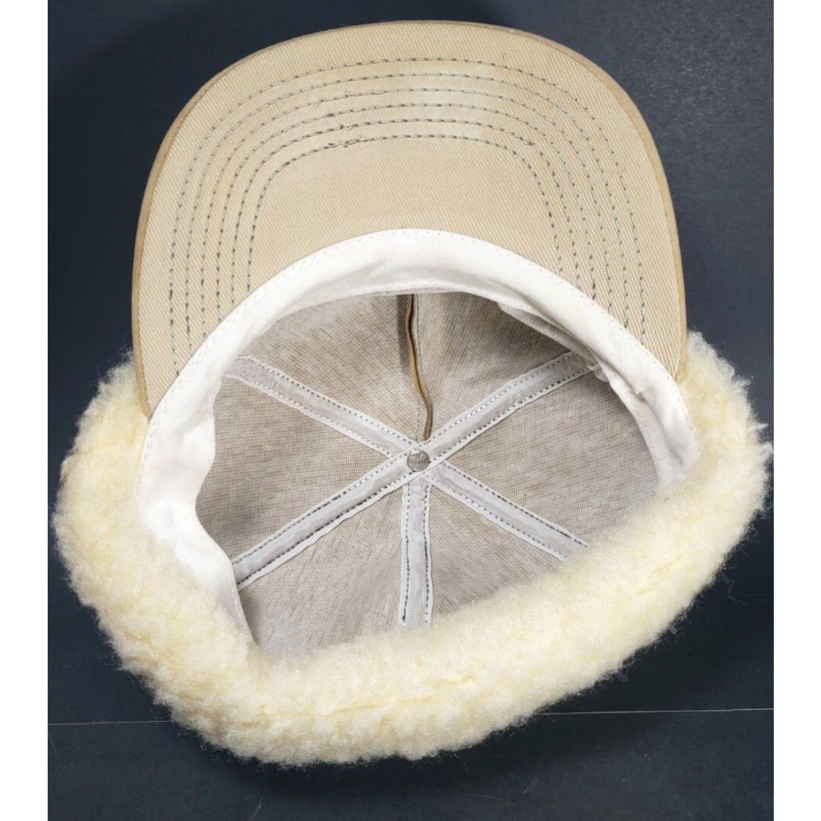 Vintage VINTAGE Garst Seed Corn Faux Suede Farmer Hat Cap Tan Beige Sz Med Fleece Patch Mens Trapper Hat Beige Wool/ fleece? Size US M / EU 48-50 / 2 - 6 Thumbnail