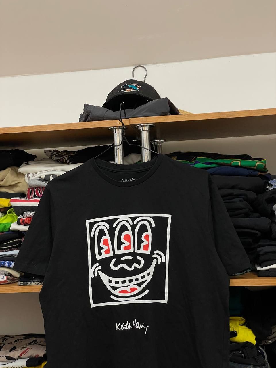 Keith Haring × Vintage Vintage Keith Haring Tshirt Pop Art Tees Size US L / EU 52-54 / 3 - 5 Thumbnail