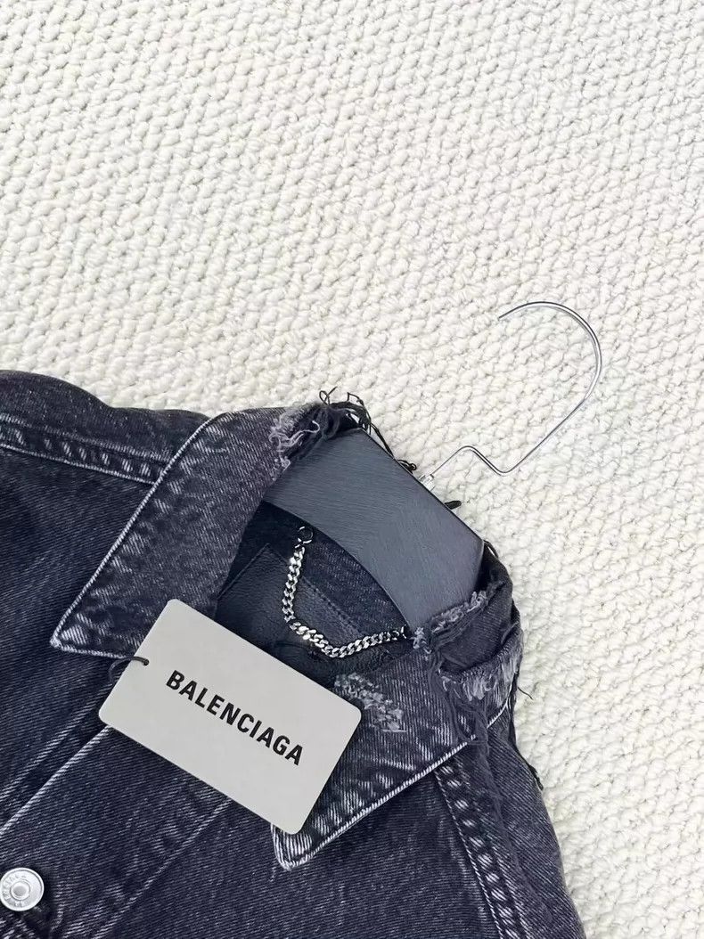 Balenciaga Balenciaga Washed black do old damage back embroidered sin Size US S / EU 44-46 / 1 - 3 Thumbnail