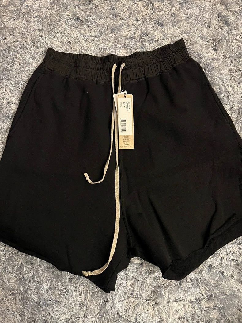 Rick Owens Rick Owens Black Shorts with Zipper Detail-2508 Size US 32 / EU 48 - 2 Thumbnail