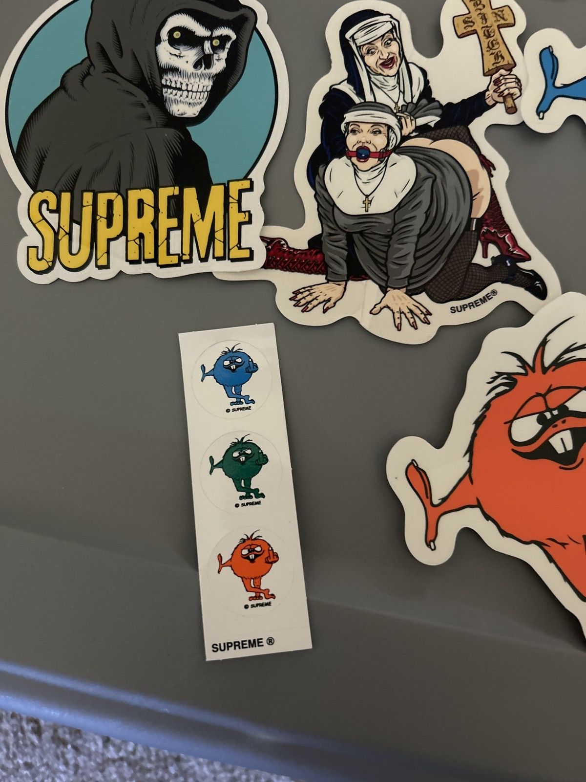 Supreme SUPREME STICKER LOT Size ONE SIZE - 1 Thumbnail