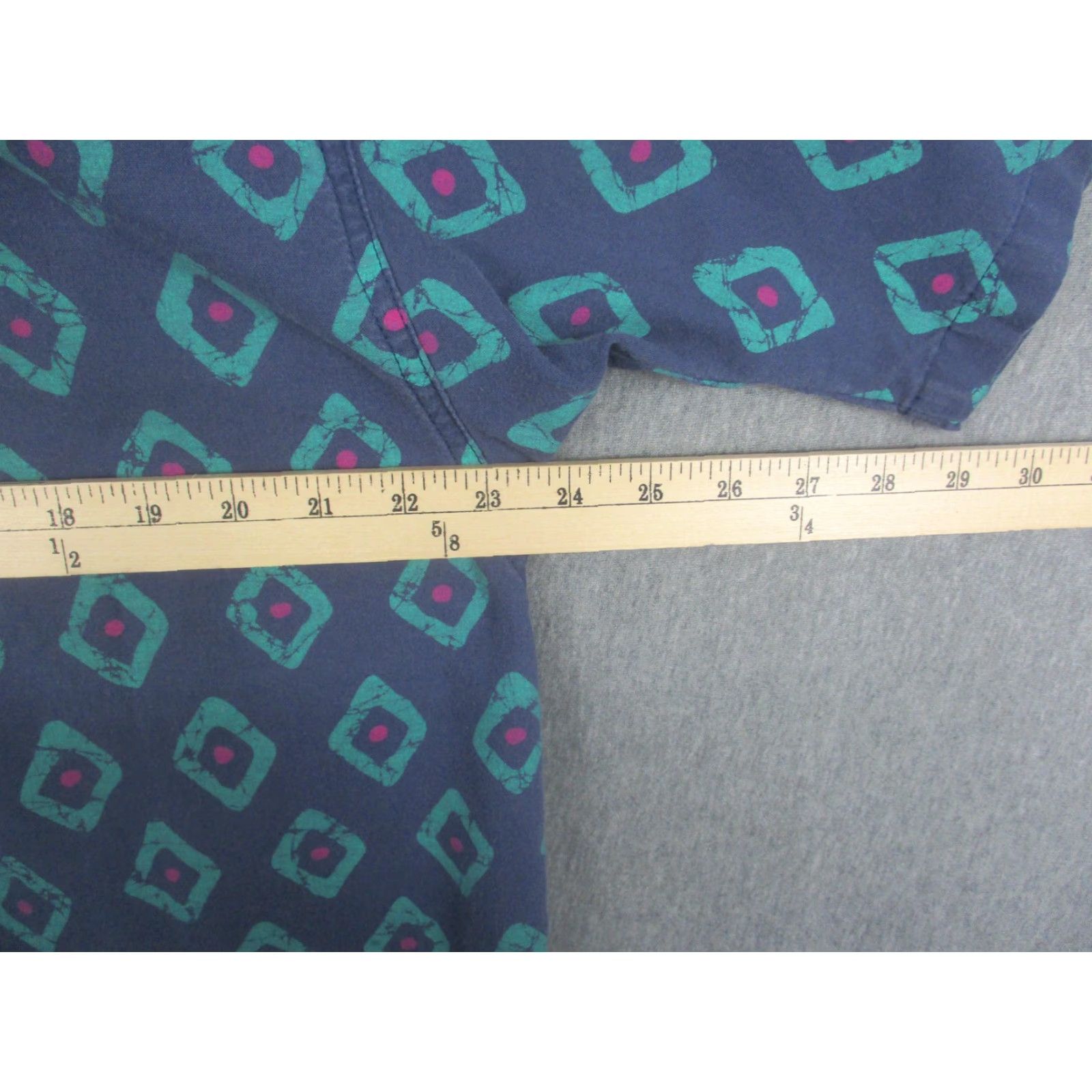 Vintage VINTAGE Body Objects Shirt Mens Large Blue Geometric Short Sleeve Made USA Size US L / EU 52-54 / 3 - 7 Thumbnail