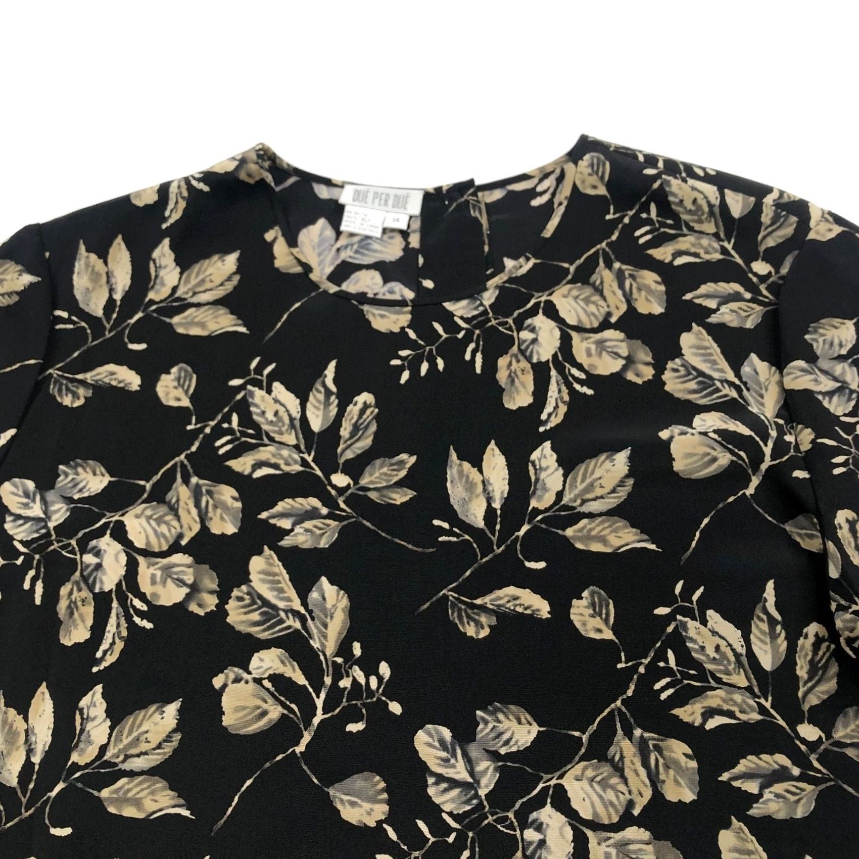 Vintage Due Per Due 14 Womens Pullover Blouse Black Silk Geometric Short Sleeve Round Neck 100% Pullover Top Shirt Size XL / US 12-14 / IT 48-50 - 2 Thumbnail
