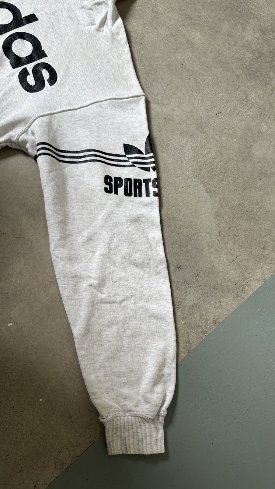Adidas VINTAGE ADIDAS MIDZIPPER SWEATER BIG LOGO Size US L / EU 52-54 / 3 - 6 Thumbnail