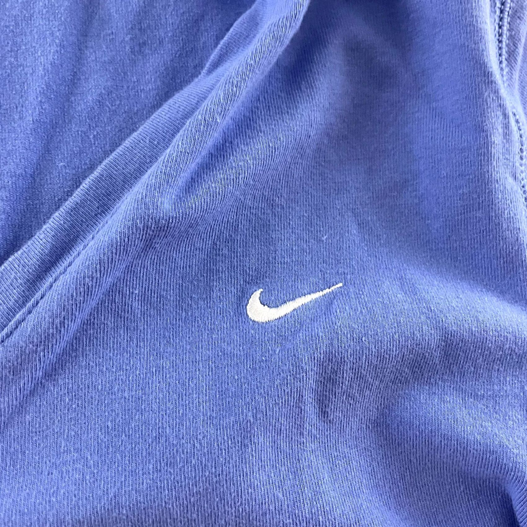 Nike VTG Nike Essential Check Short Sleeve V-Neck T-Shirt Purple Blue Women S Size S / US 4 / IT 40 - 4 Thumbnail