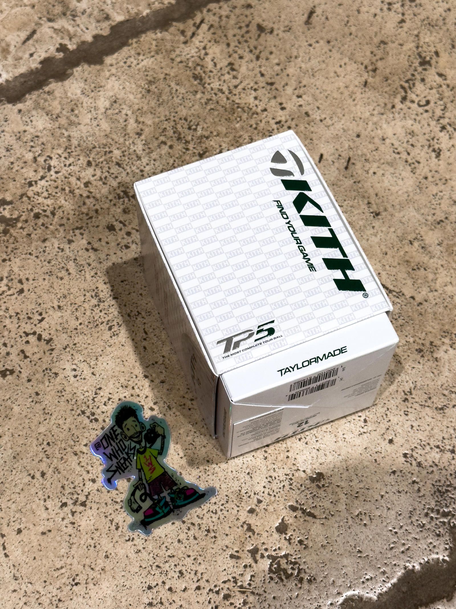 Kith Kith x TaylorMade TP5 Golf Ball Dozen Pack Size ONE SIZE - 5 Thumbnail