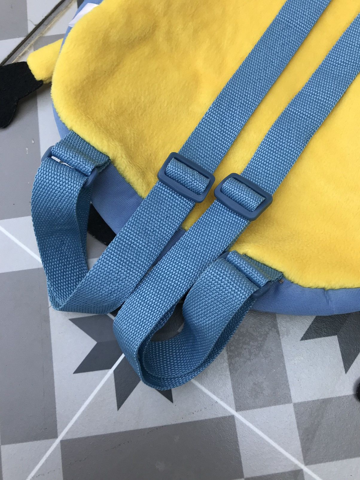 Japanese Brand DESPICABLE ME 3 MINIONS ESCAPE PREMIUM PLUSH BACKPACK Size ONE SIZE - 7 Thumbnail