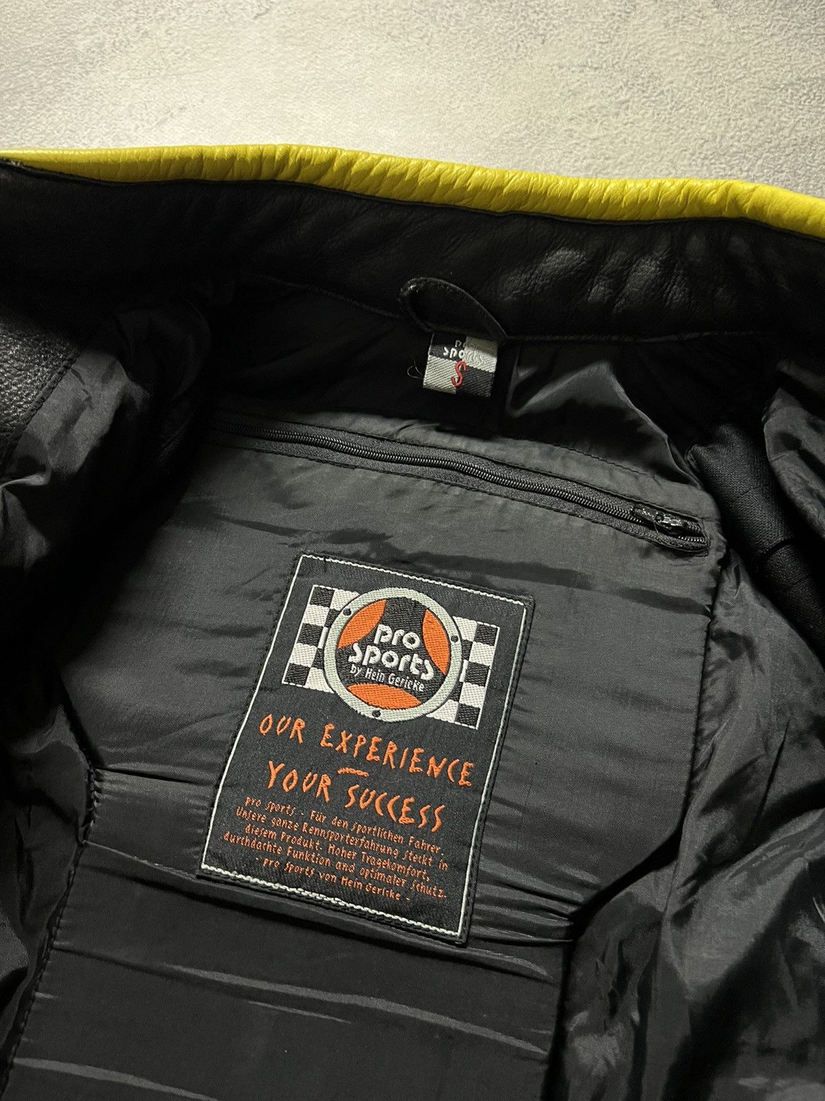Hein Gericke Vintage Hein Gericke Genuine Leather Black Jacket Hype 00’s Size US S / EU 44-46 / 1 - 17 Thumbnail