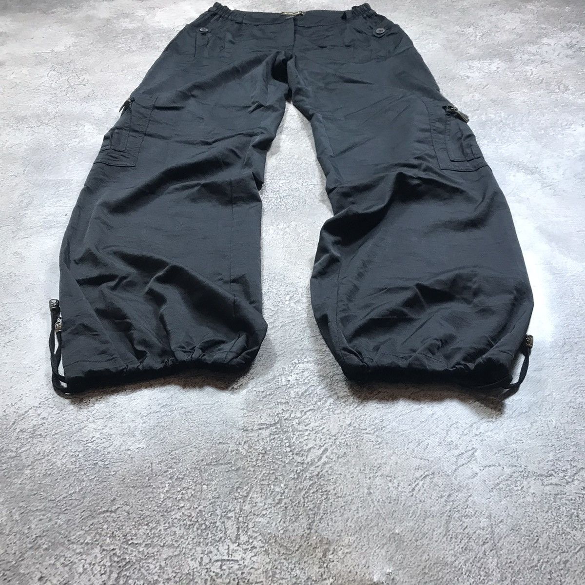 Vintage Vintage 90s Baggy Cargo Pants Distressed Parachute Grunge 29 Size 29" - 1 Thumbnail