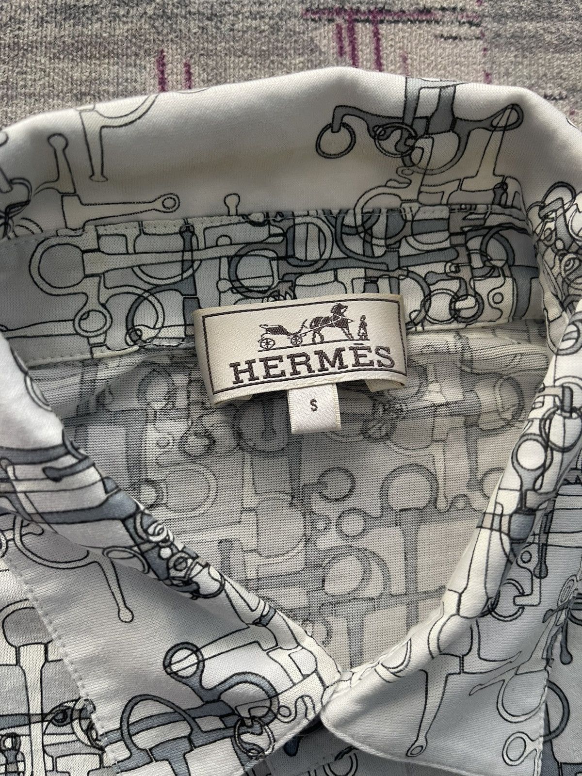 Hermes VINTAGE HERMES BUTTON UP SHIRT CHAIN PATTERN VERY RARE Size US S / EU 44-46 / 1 - 7 Thumbnail