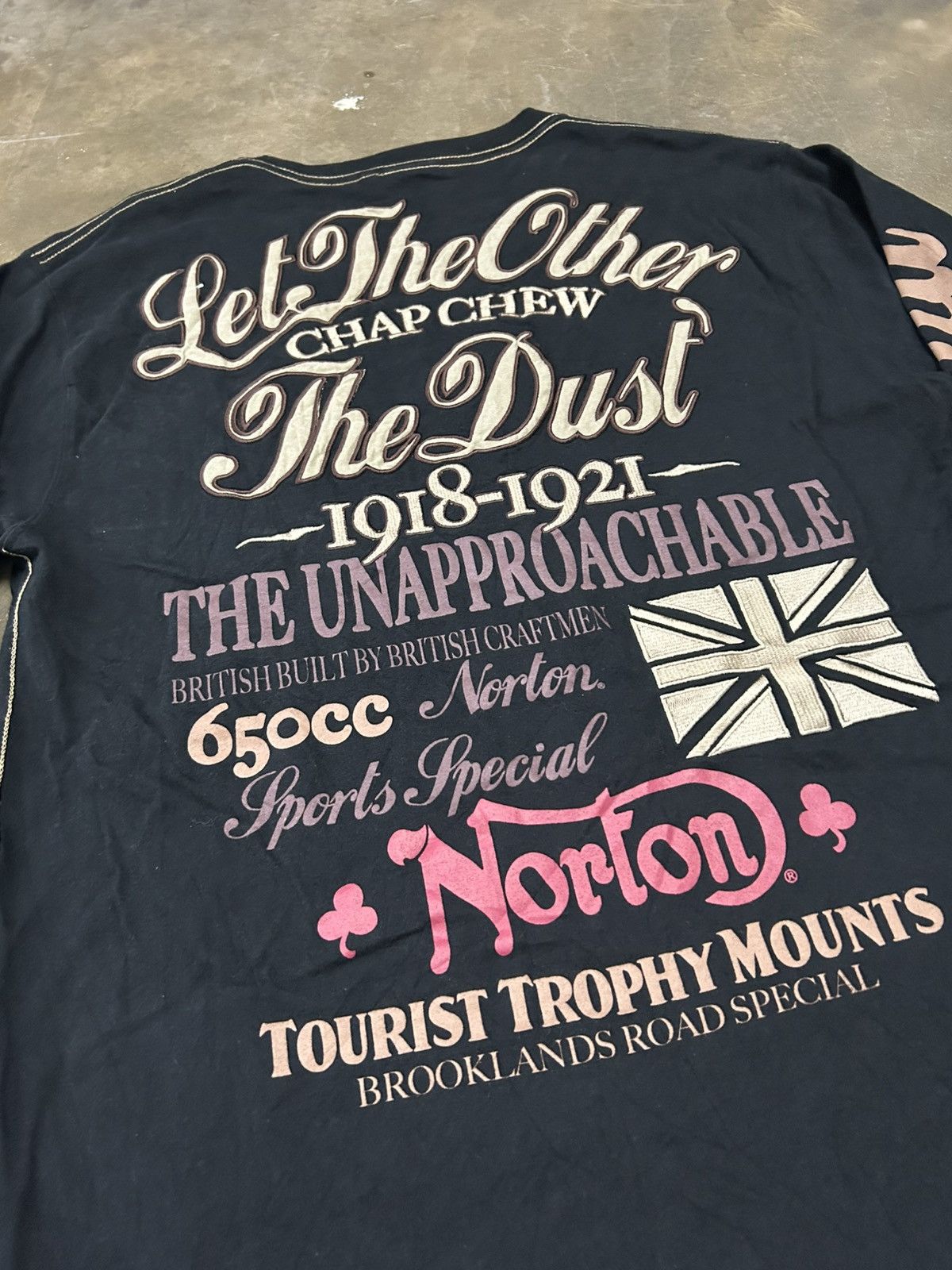 Norton Y2k Norton Motorcycles The Dust Tourist Ride Size US M / EU 48-50 / 2 - 8 Thumbnail