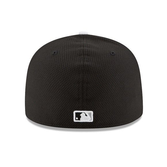 New Era Men’s Chicago White Sox New Era Black 2017 Spring Training D Size ONE SIZE - 3 Thumbnail