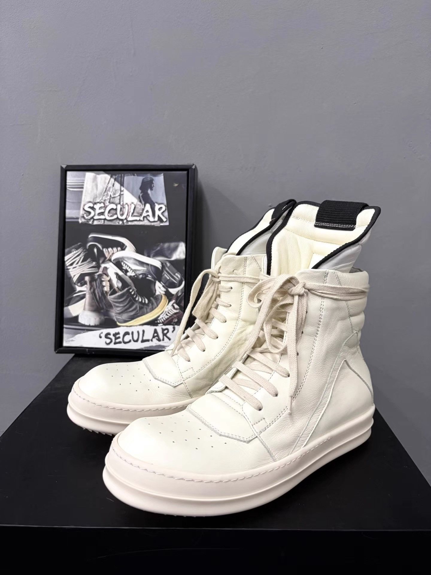 Rick Owens Rick Owens Mainline Triangle High-Top Shoes K34 Size US 8 / IT 38 - 1 Thumbnail