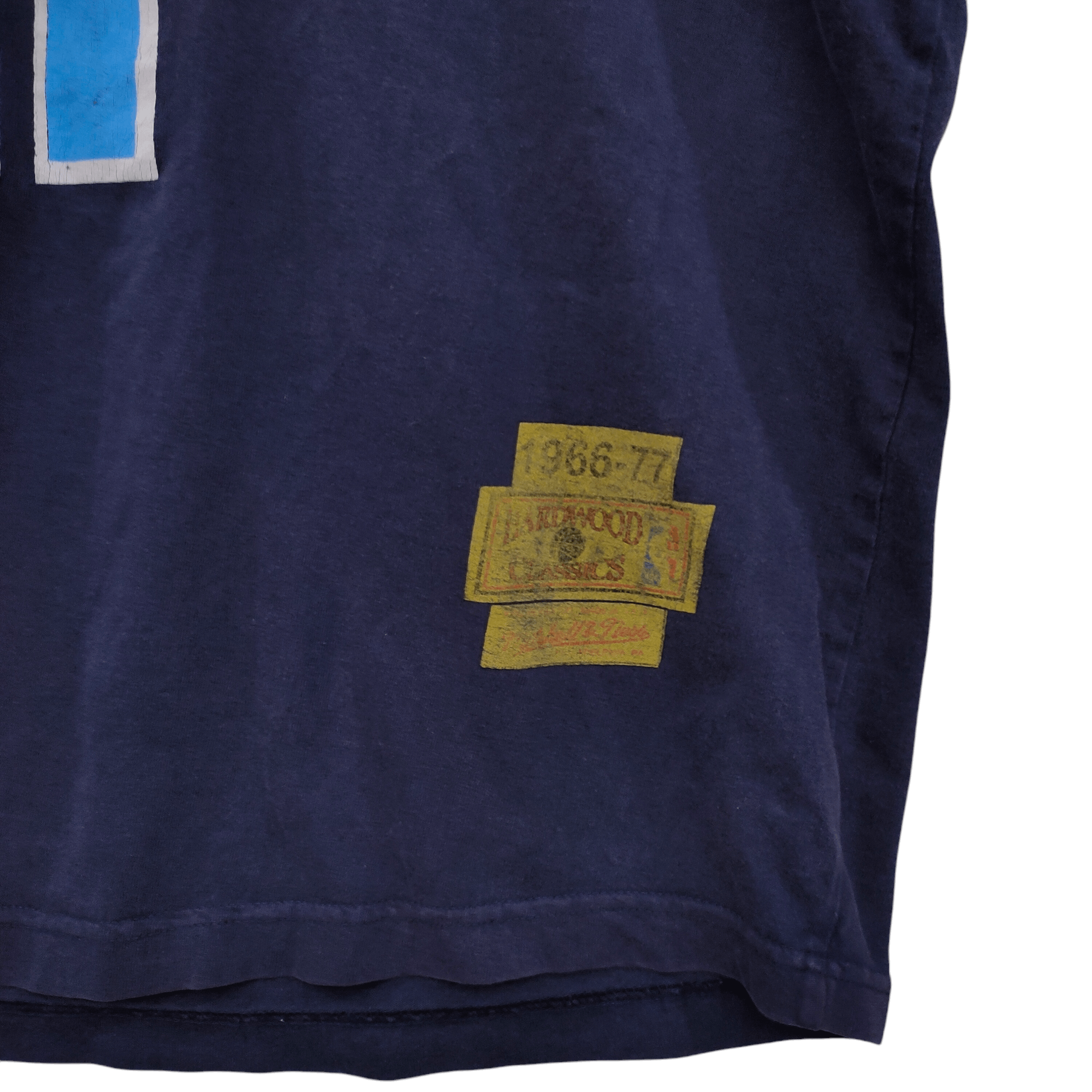 Mitchell & Ness × NBA × Vintage NBA Detroit Pistons T-shirt Vintage NBA Tee Size US XL / EU 56 / 4 - 4 Thumbnail