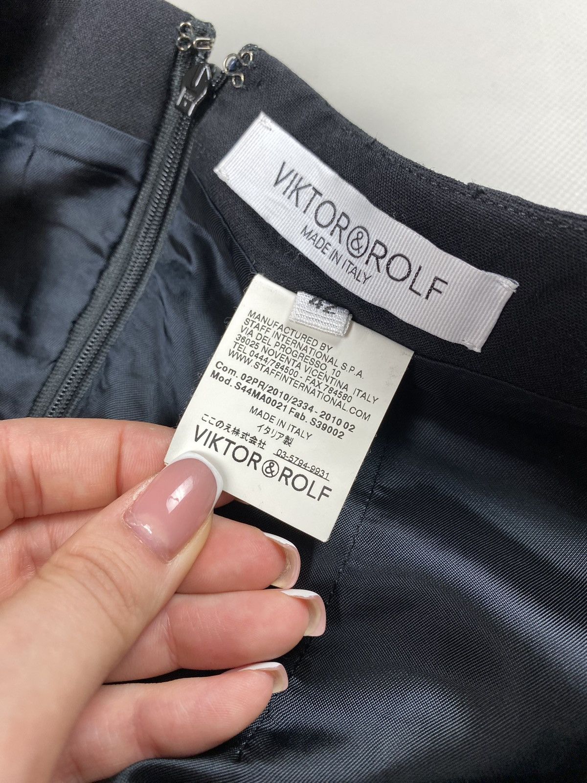 Viktor & Rolf Viktor & Rolf ladies wool pencil skirt size 42 / Xl Size 28" / US 6 / IT 42 - 13 Thumbnail