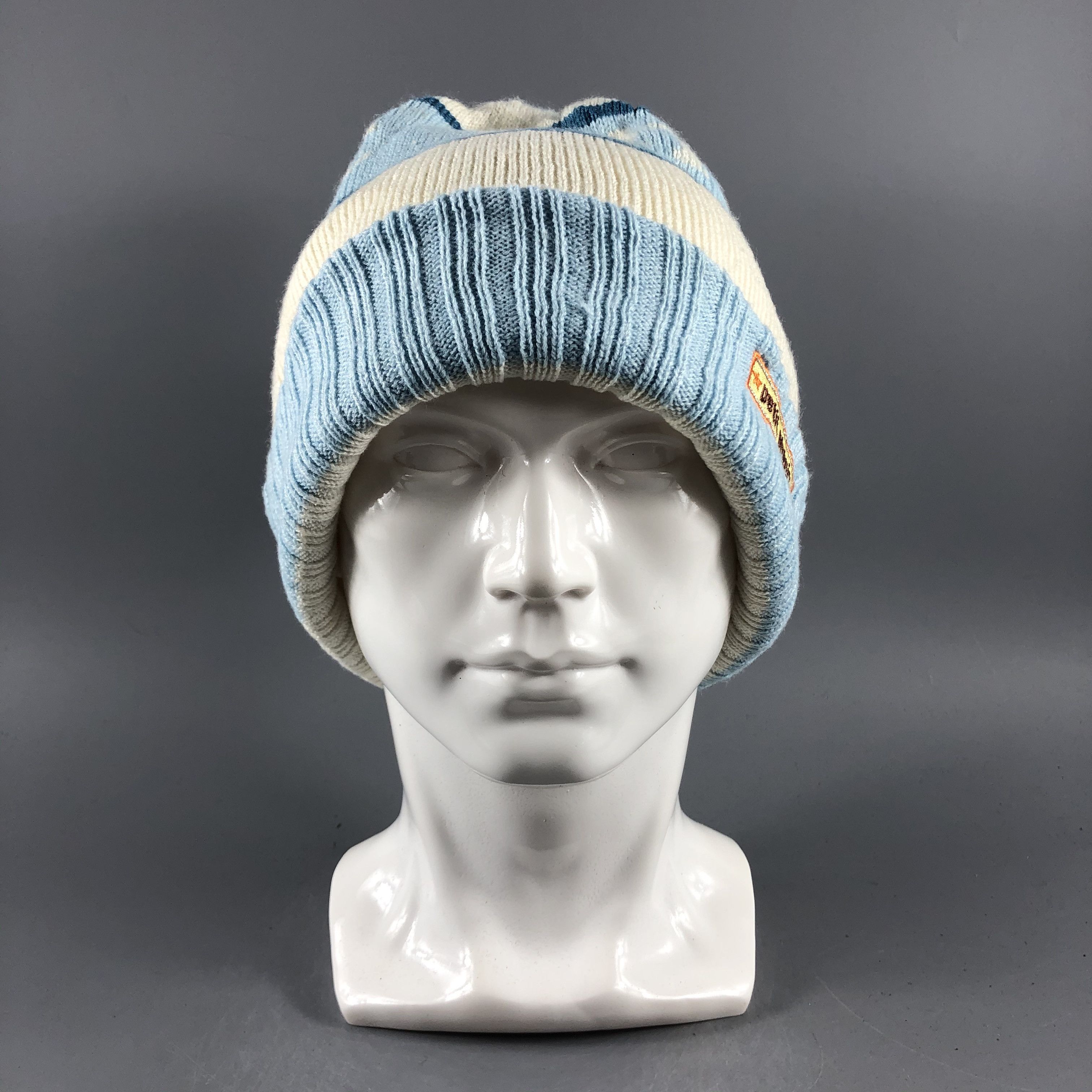 Phenix × Vintage Womens Petit Phenix Bobble Beanie Snow Hat Snow Cap -D395 Size ONE SIZE - 1 Thumbnail