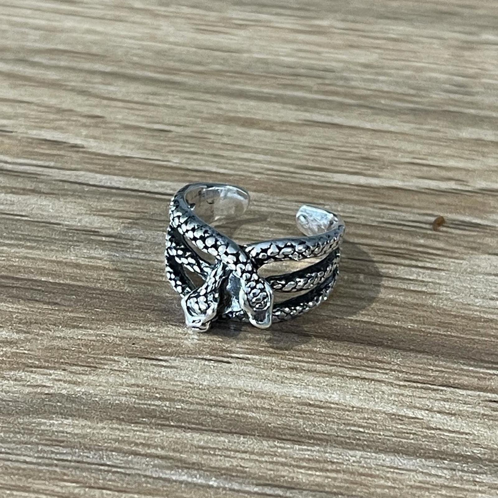 Rip Curl Silver Alloy Double Head Snake Ring Size ONE SIZE - 1 Thumbnail