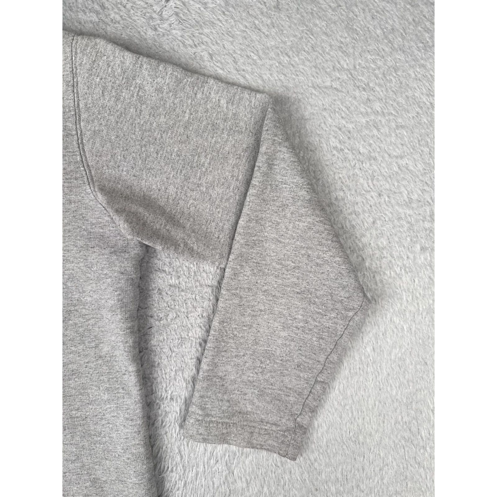 Tommy Hilfiger Tommy Hilfiger Sweater Womens M Gray V-Neck Pullover Logo Casual Regular Knit Terry Cotton Blend Hardwearing Size M / US 6-8 / IT 42-44 - 2 Thumbnail