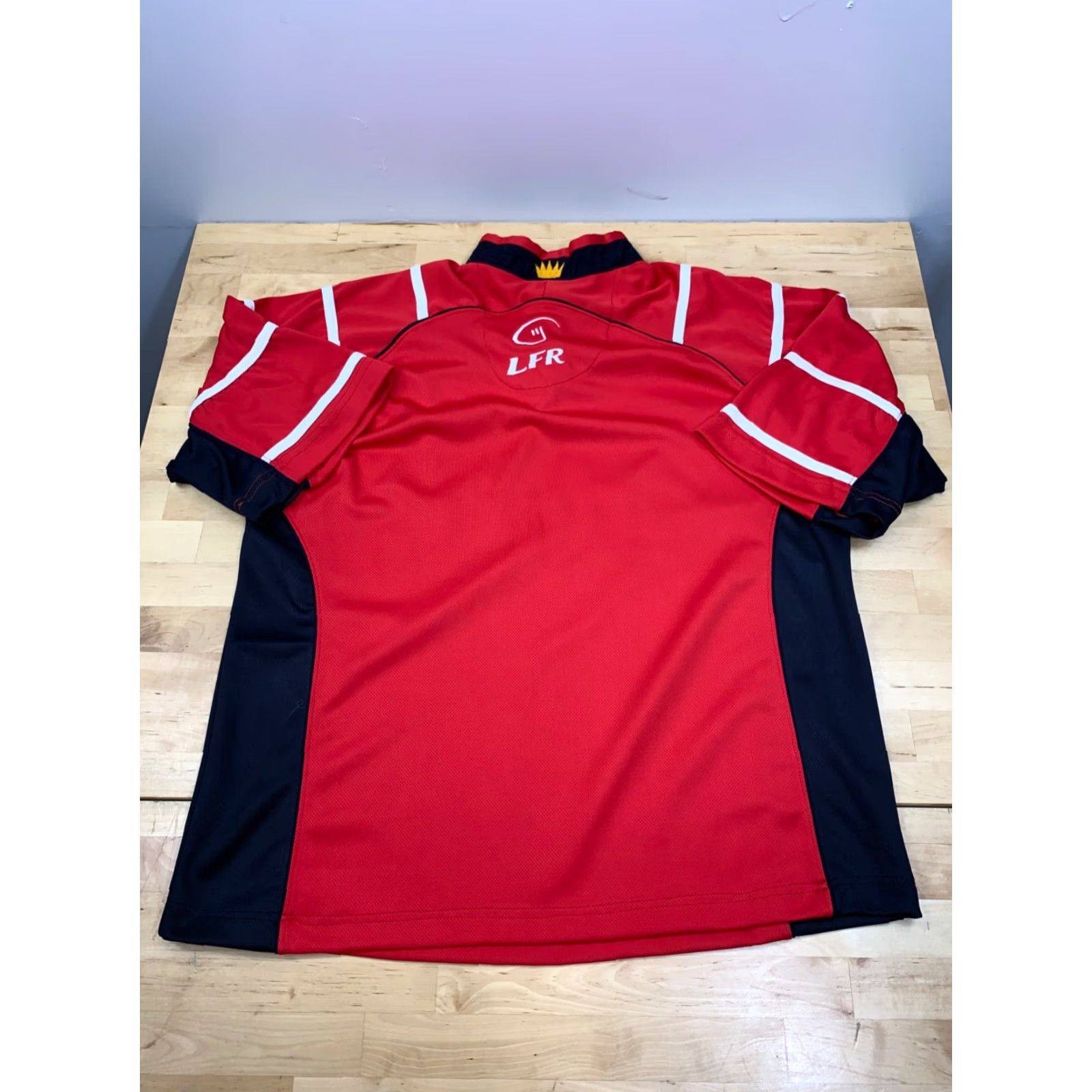 Vintage Live For Rugby Henley Shirt M Red Embroidered Munster #5618 Size US M / EU 48-50 / 2 - 2 Thumbnail