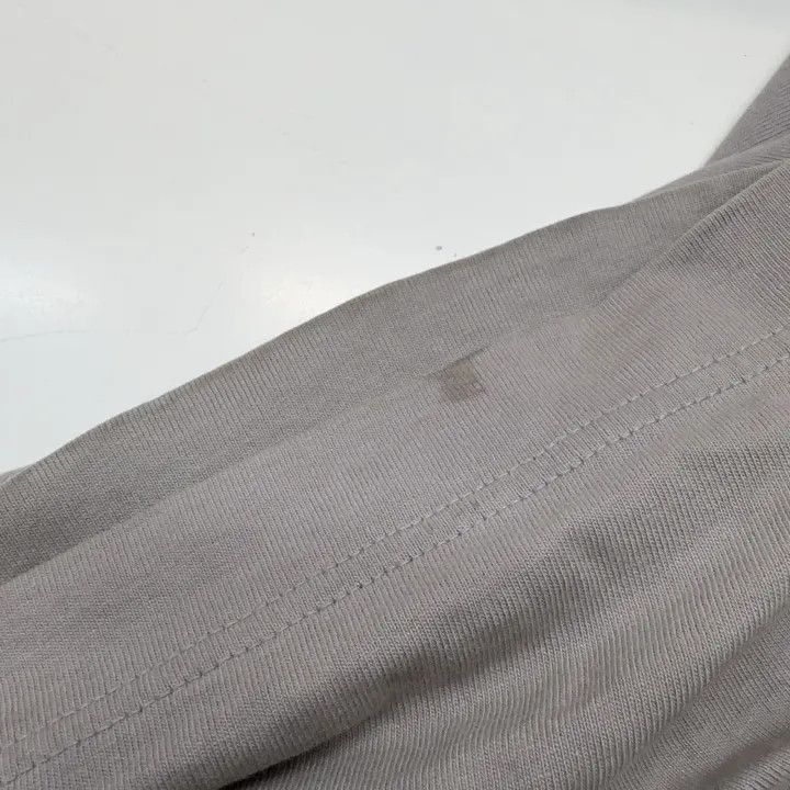 Balenciaga Balenciaga YEEZY x Gap x Balenciaga Gray 3/4 Sleeve Tee -2 Size US L / EU 52-54 / 3 - 6 Thumbnail