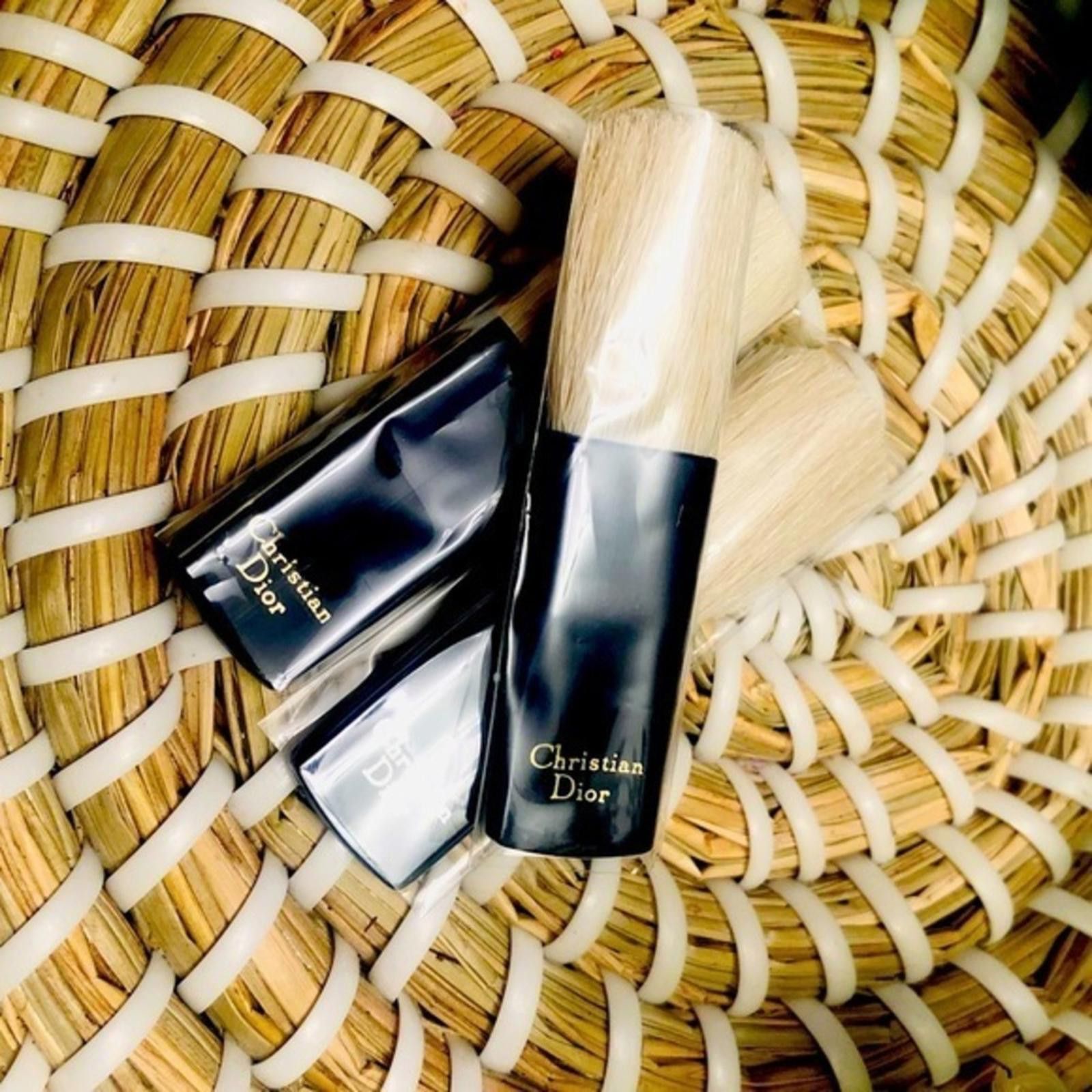 Dior Authentic Christian Dior Small Makeup Brushes Size ONE SIZE - 1 Preview