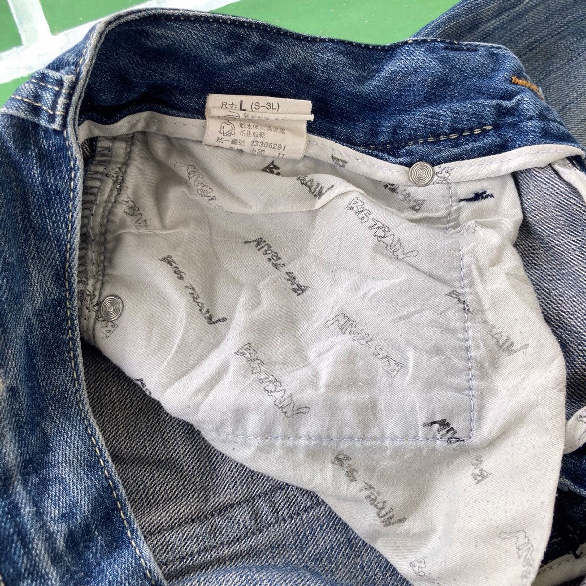 Japanese Brand Big Train Japan Embroidery Pocket Faded Denim Pants Size US 32 / EU 48 - 18 Thumbnail