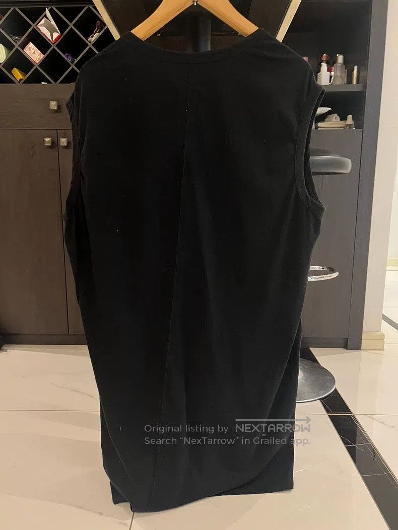 Rick Owens RICK OWENS Deep V long vest fashionable dark and cool Size US M / EU 48-50 / 2 - 2 Thumbnail