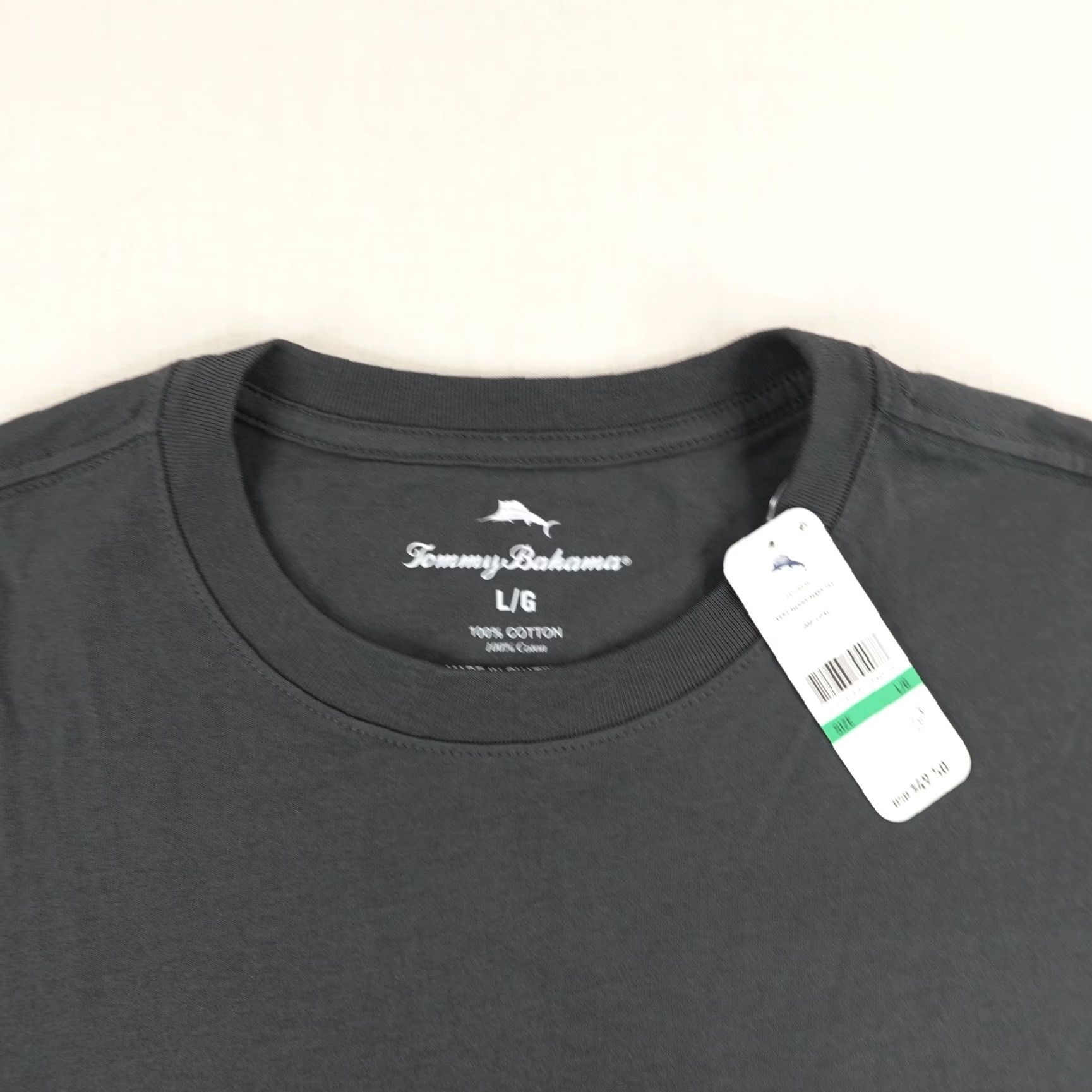 Tommy Bahama TOMMY BAHAMA Holiday T-Shirt Mens Large Gray Very Merry Mary Graphic Short Sleeve Crew Neck Size US L / EU 52-54 / 3 - 2 Thumbnail