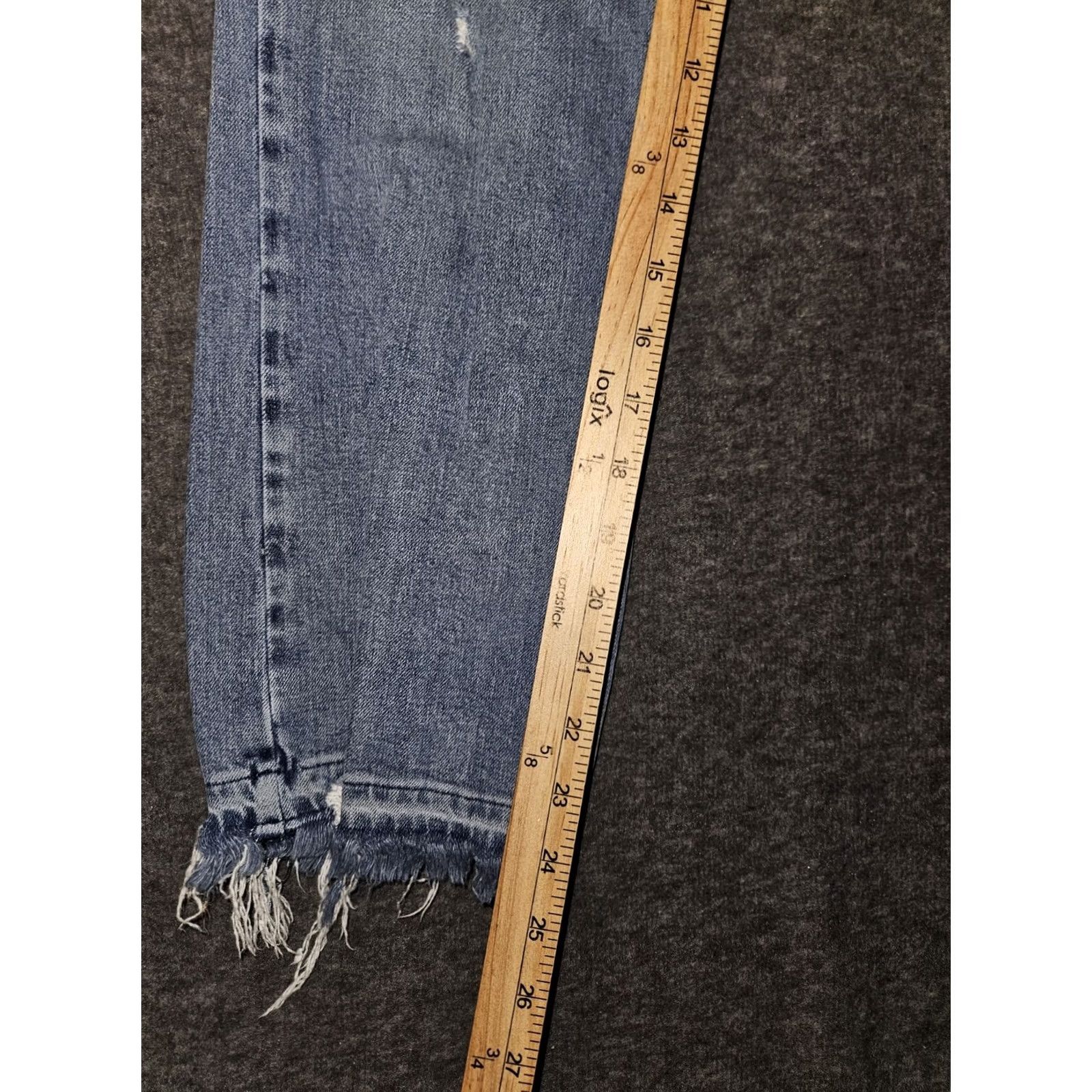 Vintage VINTAGE We The Free Cropped Jeans Women 28 Mid Rise Button Fly Distressed Preppy City 90s Womens Size 28" / US 6 / IT 42 - 4 Thumbnail