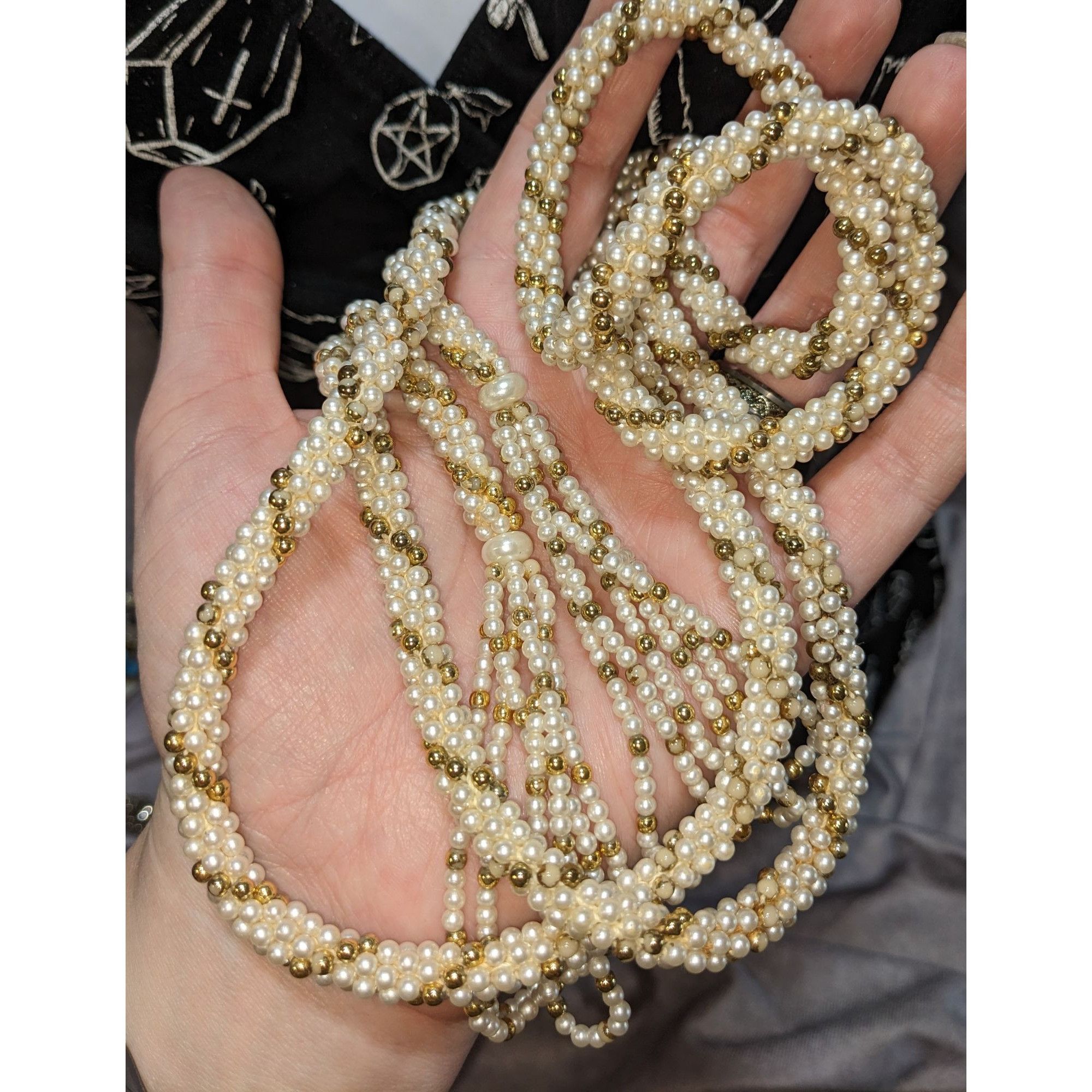 Other Elegant Vintage Gold Tone & Cream Faux Pearl Wrap Necklace W Size ONE SIZE - 3 Thumbnail