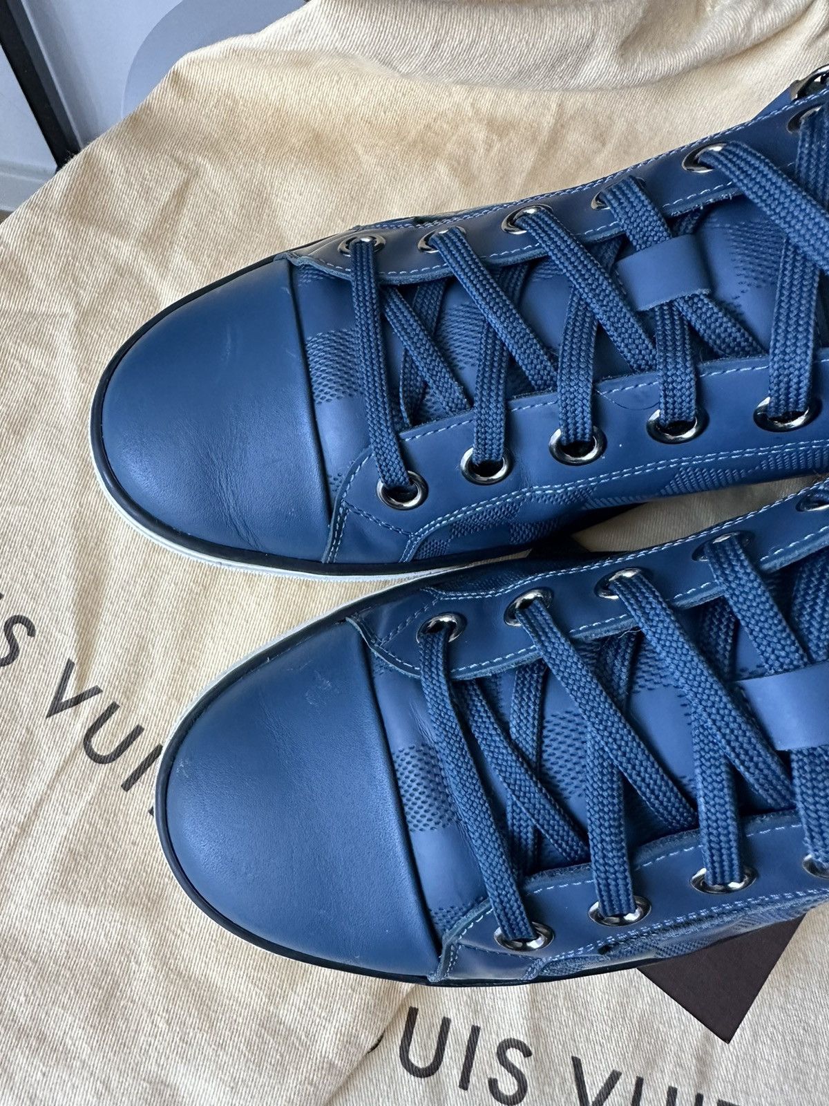 Louis Vuitton Louis Vuitton Damier Aventure Zip-up sneakers blue Size US 7 / EU 40 - 5 Thumbnail
