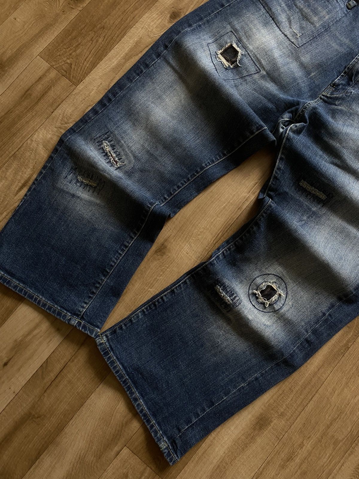 Vintage Wide-Leg Distressed Vintage Jeans Size US 37 - 4 Thumbnail