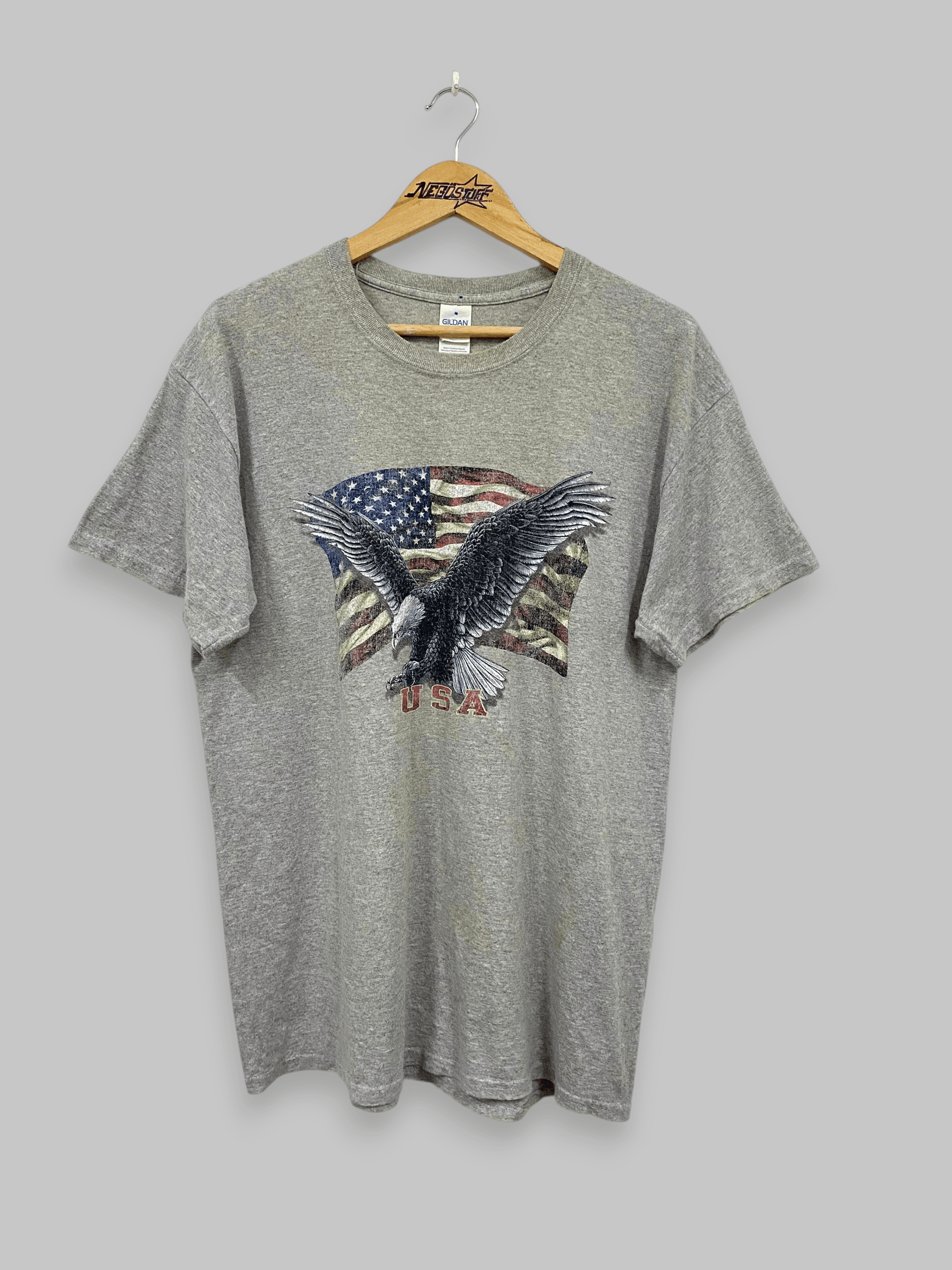 Vintage VTG American Eagles USA flag t shirt Size US L / EU 52-54 / 3 - 1 Thumbnail