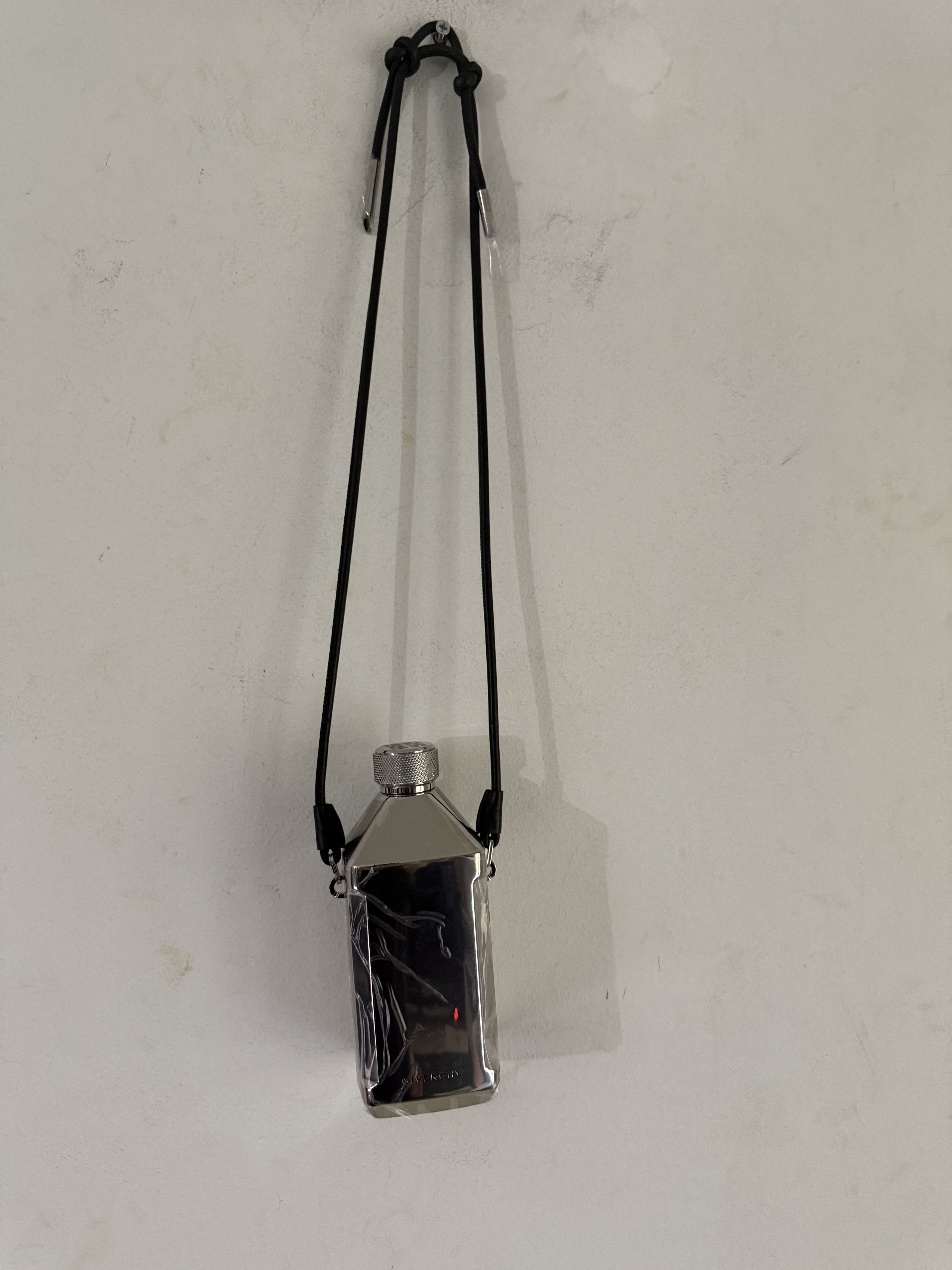 Givenchy WaterBottle With Shoulder Strap Size ONE SIZE - 8 Thumbnail