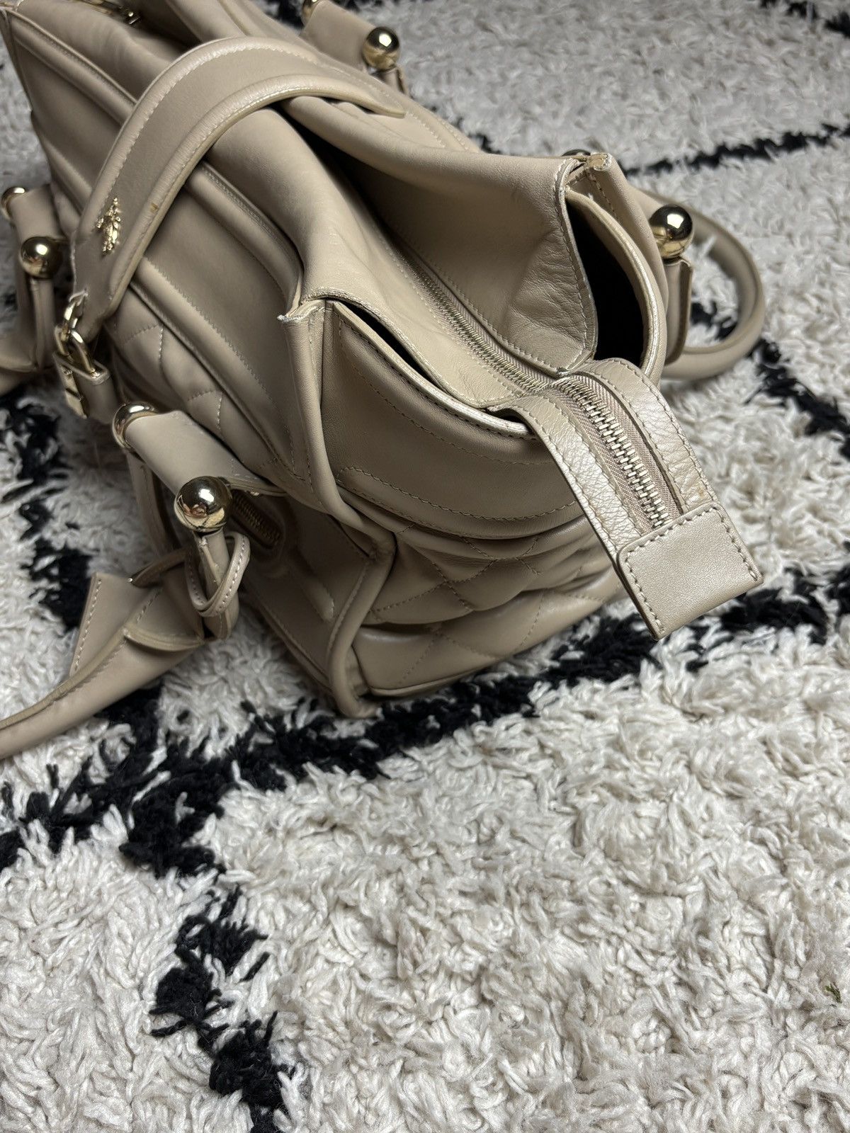 Burberry Burberry Leather Quilted Manor Bag Shoulder Vintage Luxury Size ONE SIZE - 6 Thumbnail