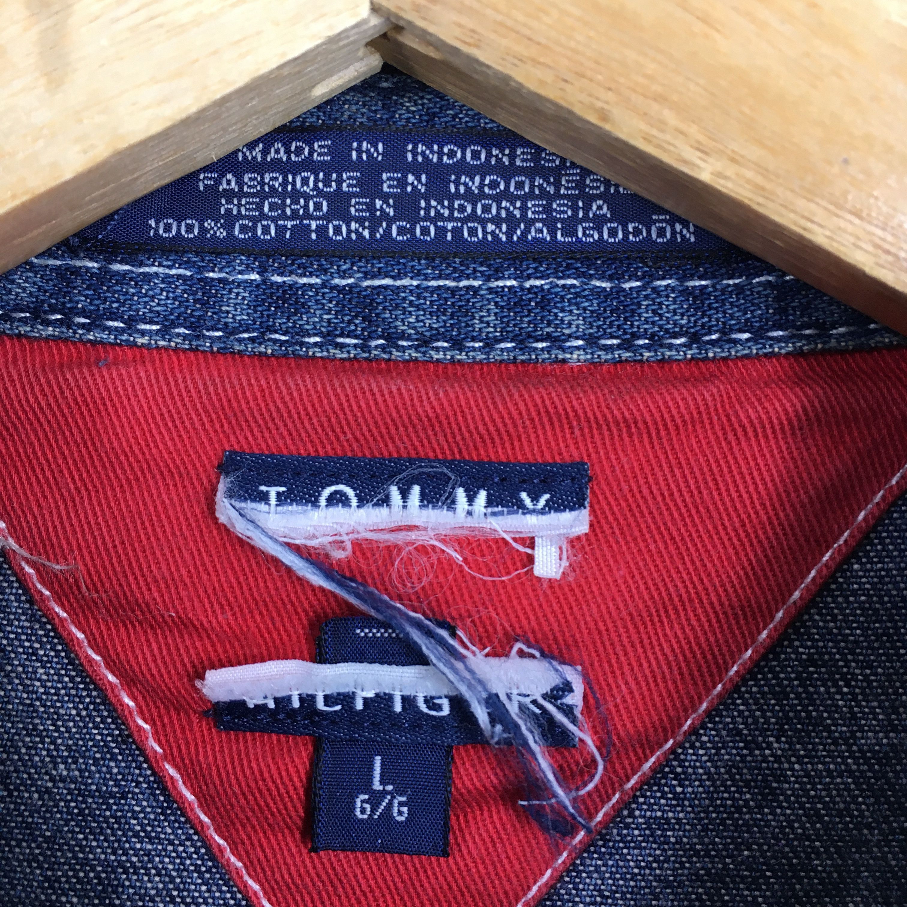 Tommy Hilfiger × Vintage Vintage Tommy Hilfiger Denim Oxfords Shirt Zipper Large Size US L / EU 52-54 / 3 - 5 Thumbnail