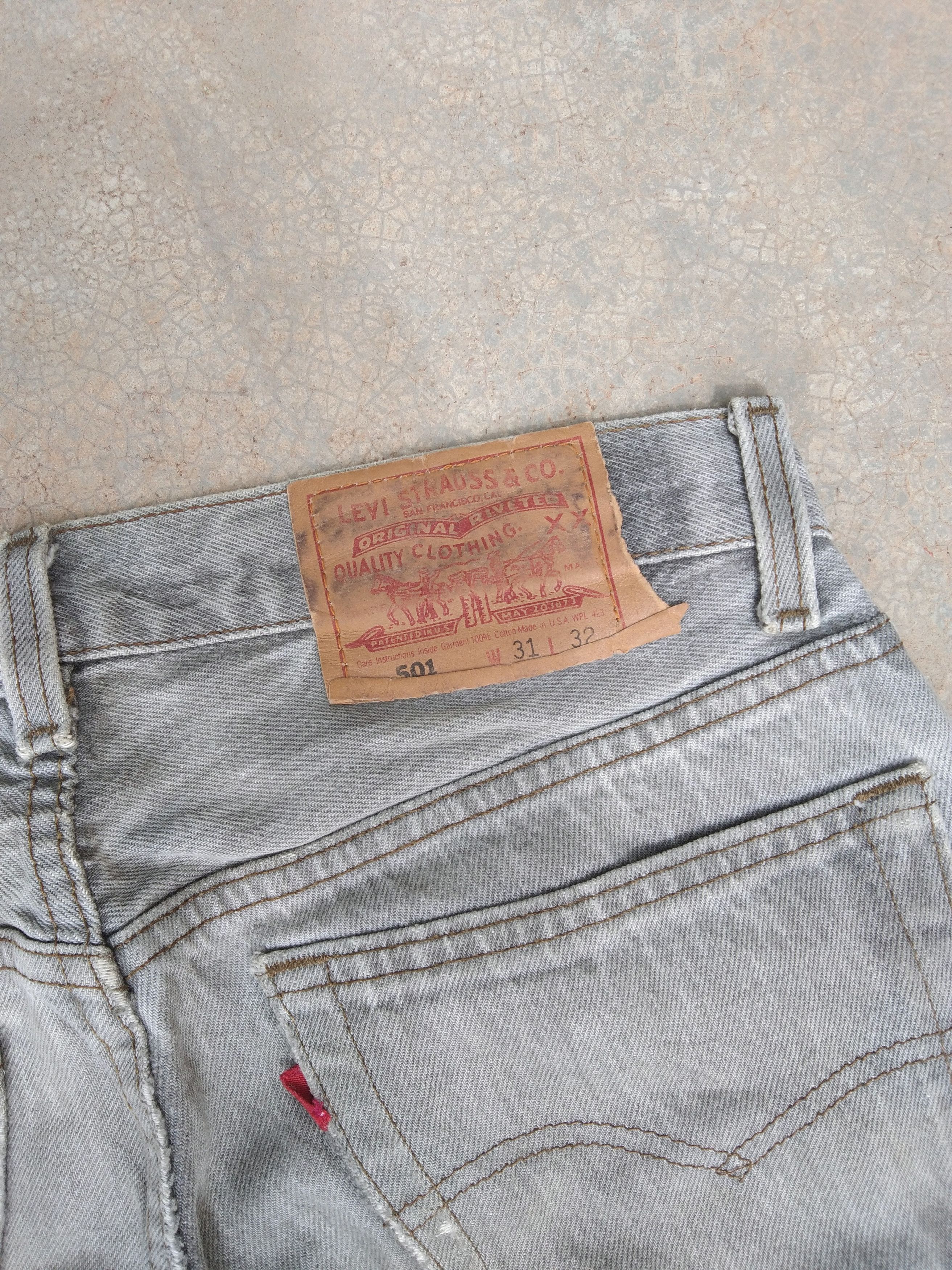 Levi's 90s Vintage Levi's 501 Made In USA Distressed Jeans 31x29 Size US 31 - 4 Thumbnail