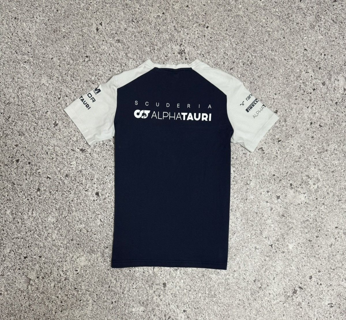 Alpha Industries × Ferrari Rare Scuderia AlphaTauri 2023 Team Racing Retro T-Shirt Size US XS / EU 42 / 0 - 6 Thumbnail