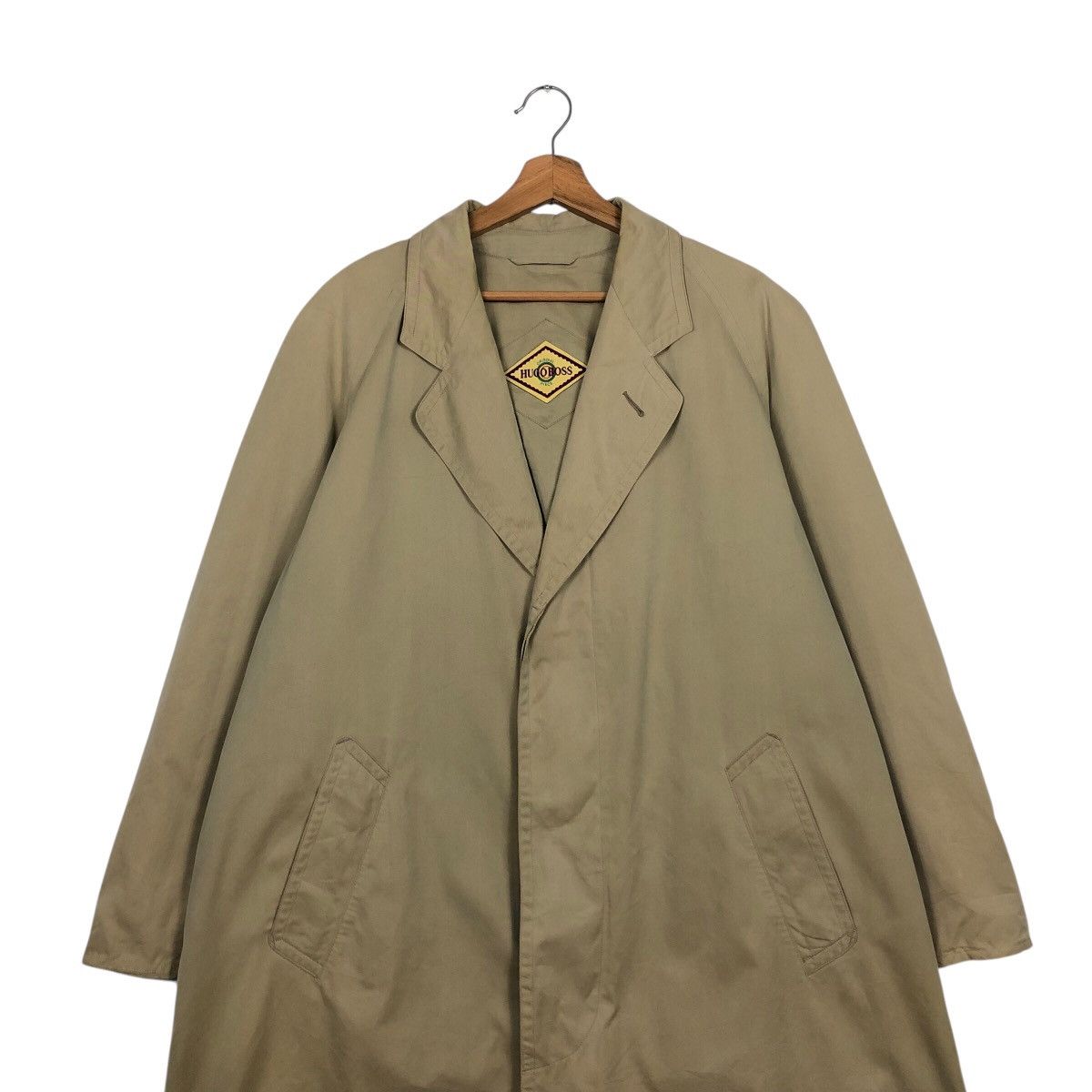Hugo Boss Vintage Hugo Boss Utility Trench — Clean Beige Drape Size US M / EU 48-50 / 2 - 5 Thumbnail
