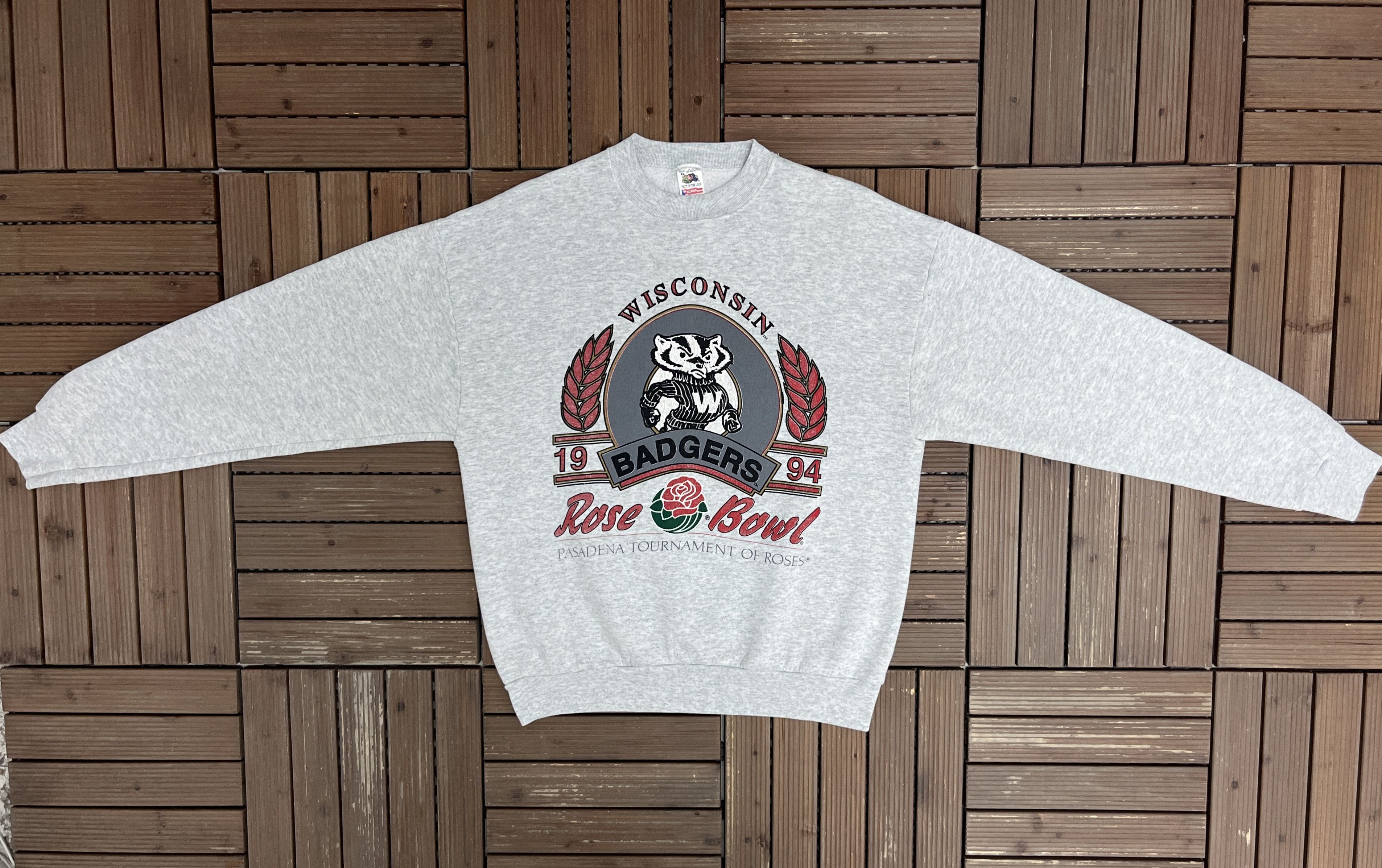 Vintage Wisconsin Badgers Rose Bowl 1994 Vintage Crewneck Sweater Size US XL / EU 56 / 4 - 5 Thumbnail