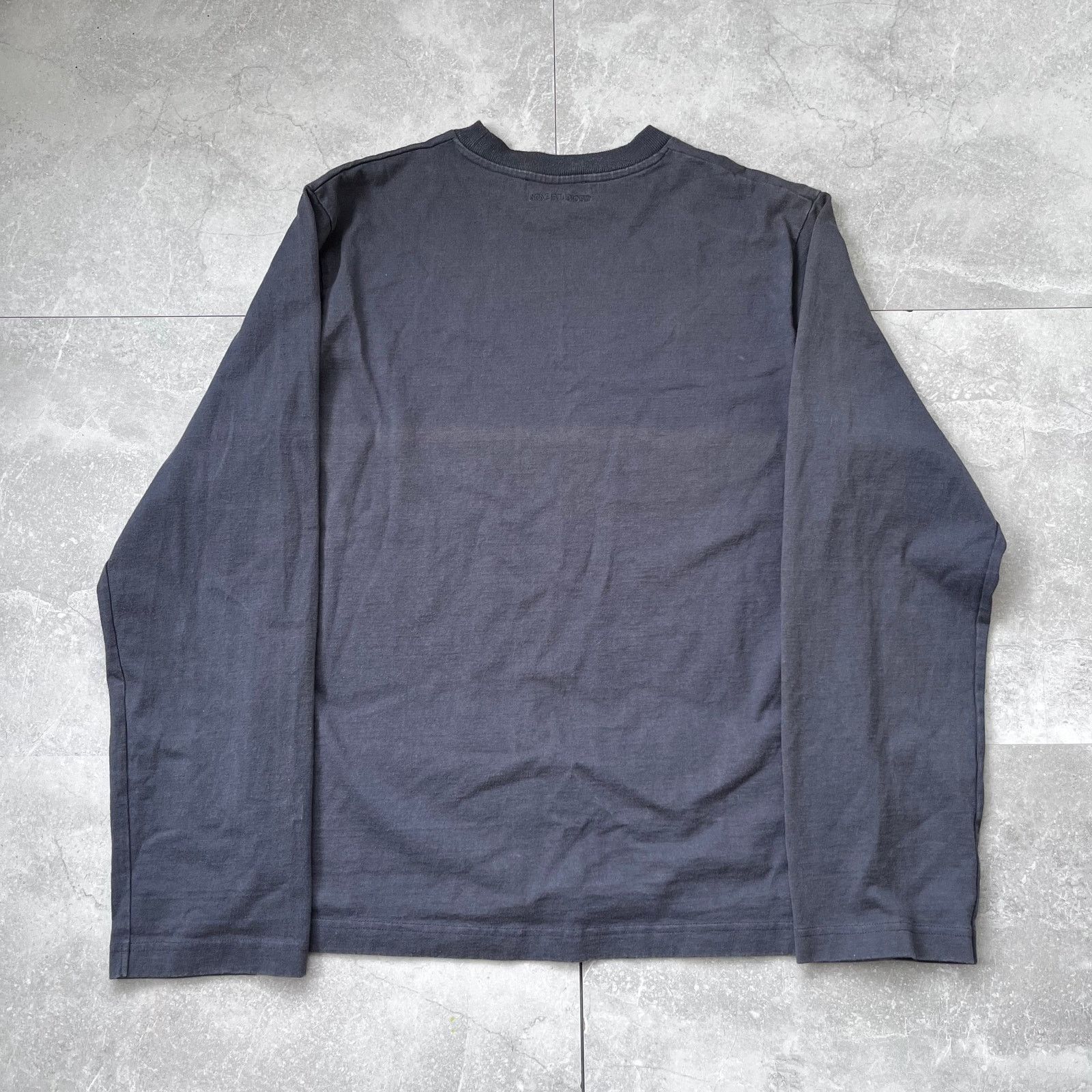 Acne Studios Acne Studios Black Hole Graphic Long Sleeve Shirt Size S Size US S / EU 44-46 / 1 - 2 Thumbnail
