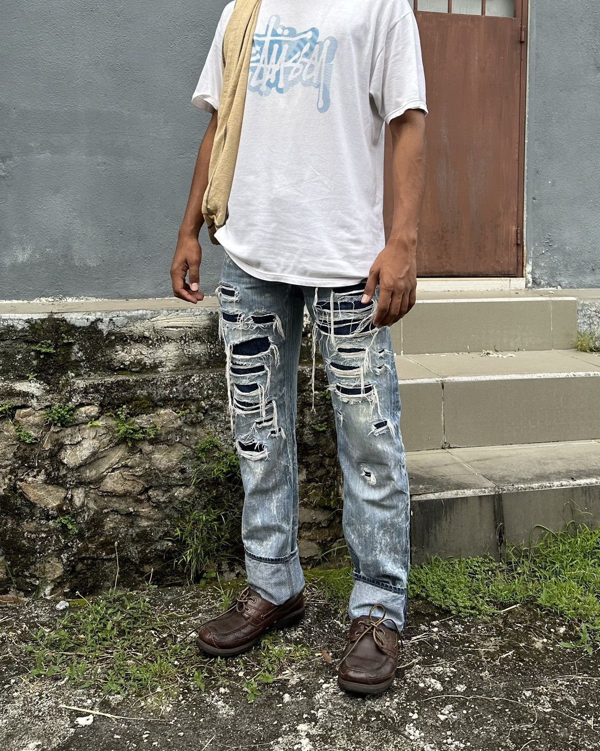 Guess 👹Guess Straight Cut Distressed Denim Size US 30 / EU 46 - 1 Thumbnail