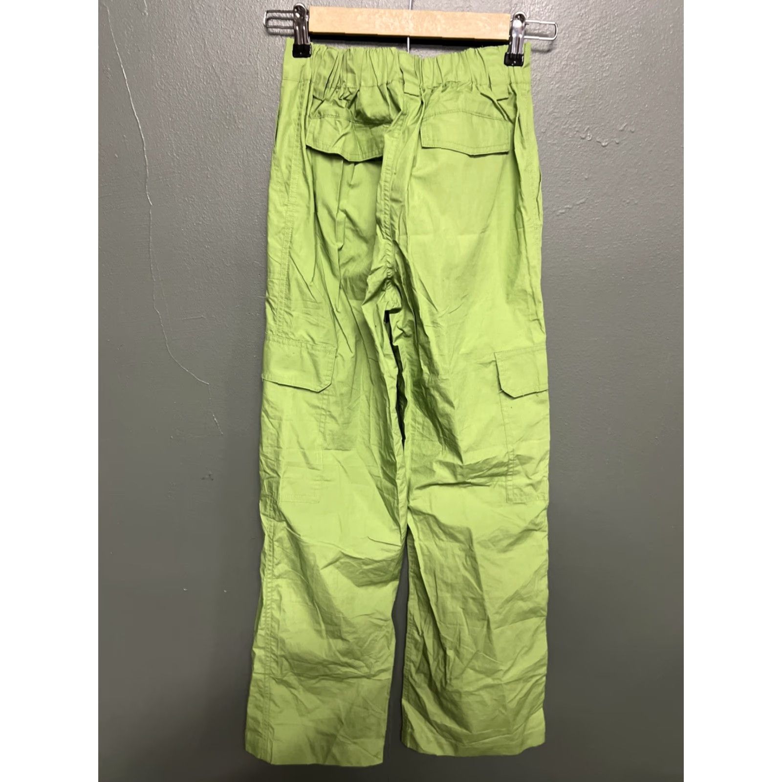 Cotton On Cotton-On Pants Womens Green Size 0 NWT Cotton On Cargo Jogger Pockets Drawstring Tapered Inseam 29 in Regular Size 25" / US 0 / IT 36 - 3 Thumbnail