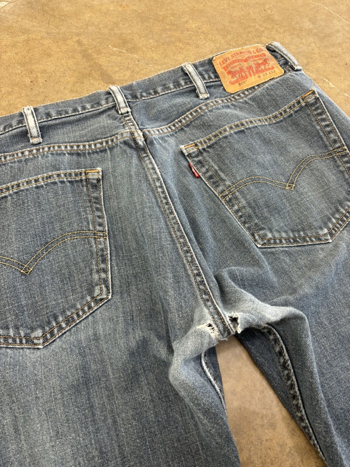 Levi's Vintage Levi’s 505 Denim Jeans Sz. 38x32 Size US 38 / EU 54 - 3 Thumbnail