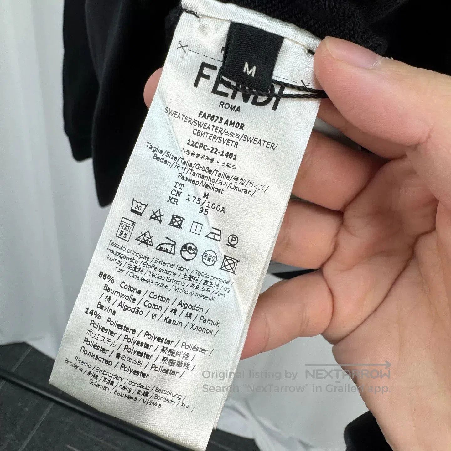 Fendi fendi embroidered logo sweatshirt in black. Size US M / EU 48-50 / 2 - 7 Thumbnail