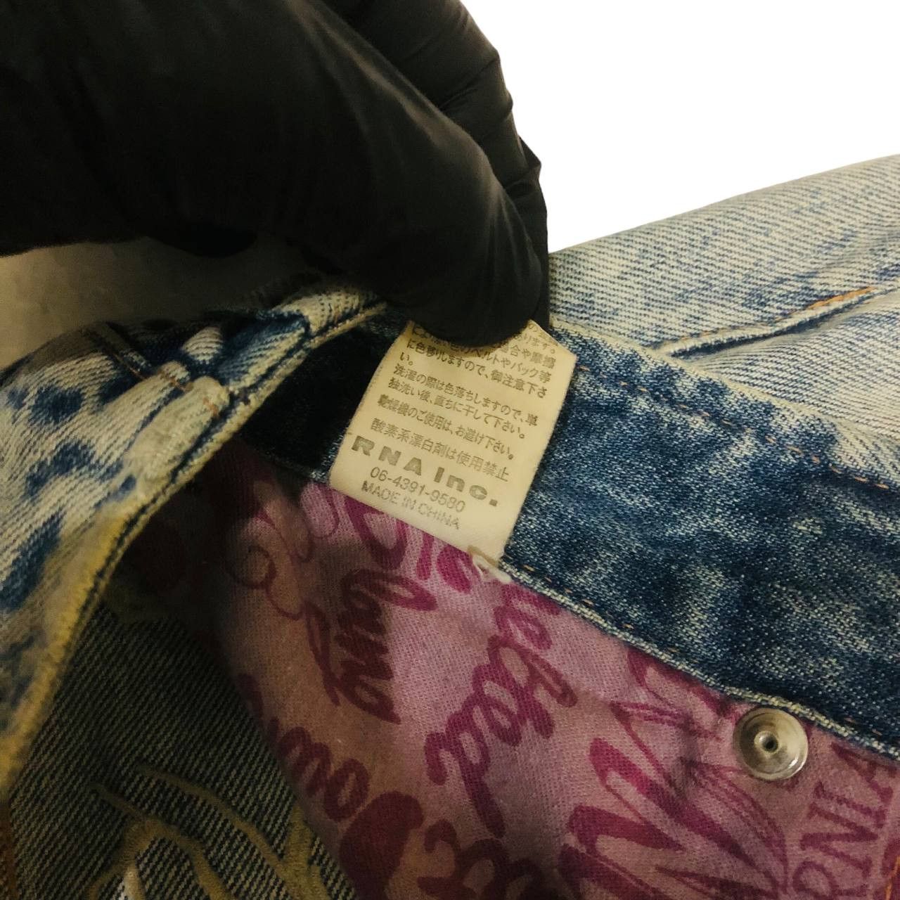 Japanese Brand RNA INC SLANG DISTRESSED EMRODERY DENIM Size US 30 / EU 46 - 2 Thumbnail