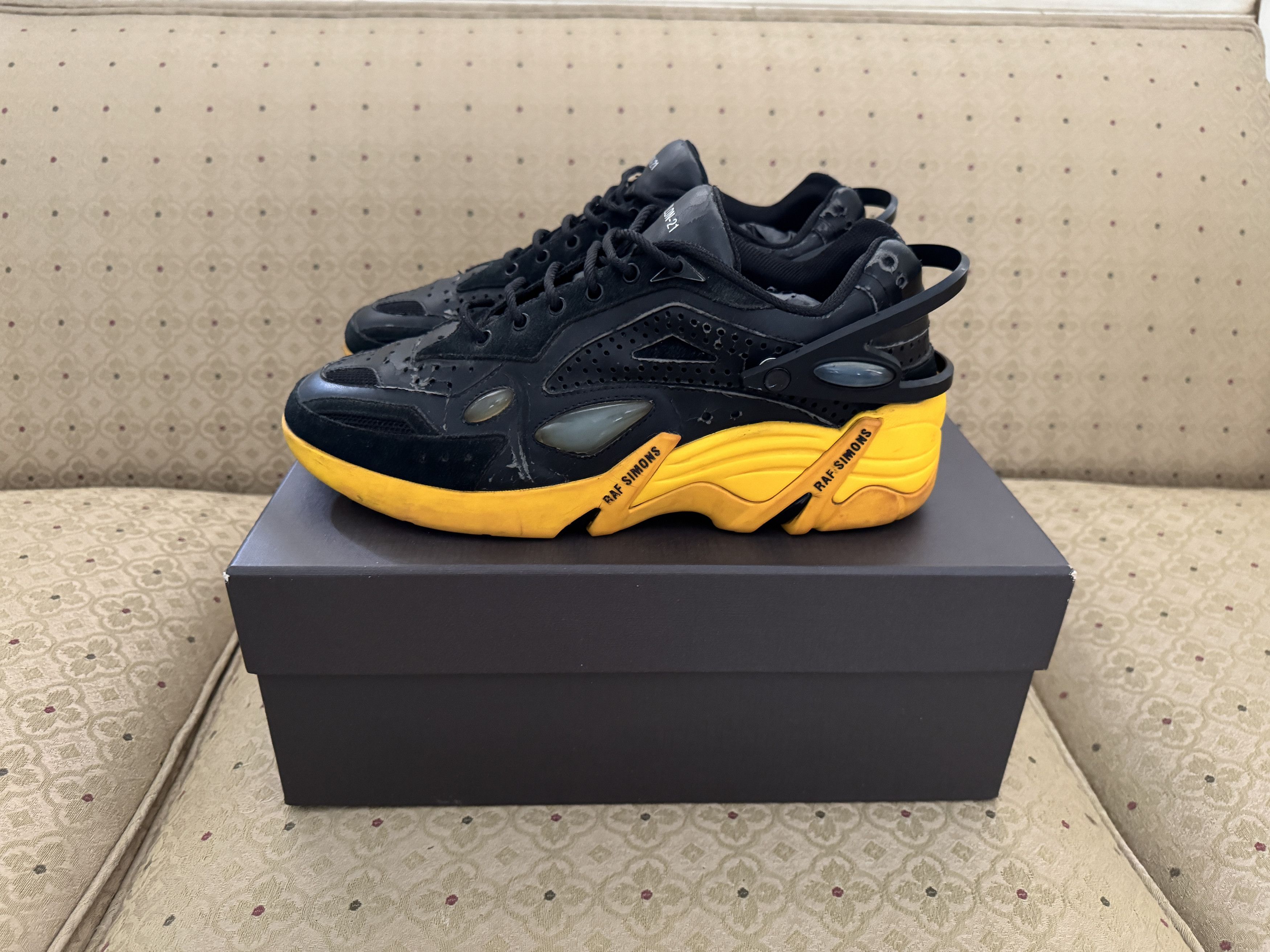 Raf Simons Raf Simons Cylon-21 US9 EU 42 Black & Yellow Size US 9 / EU 42 - 4 Thumbnail
