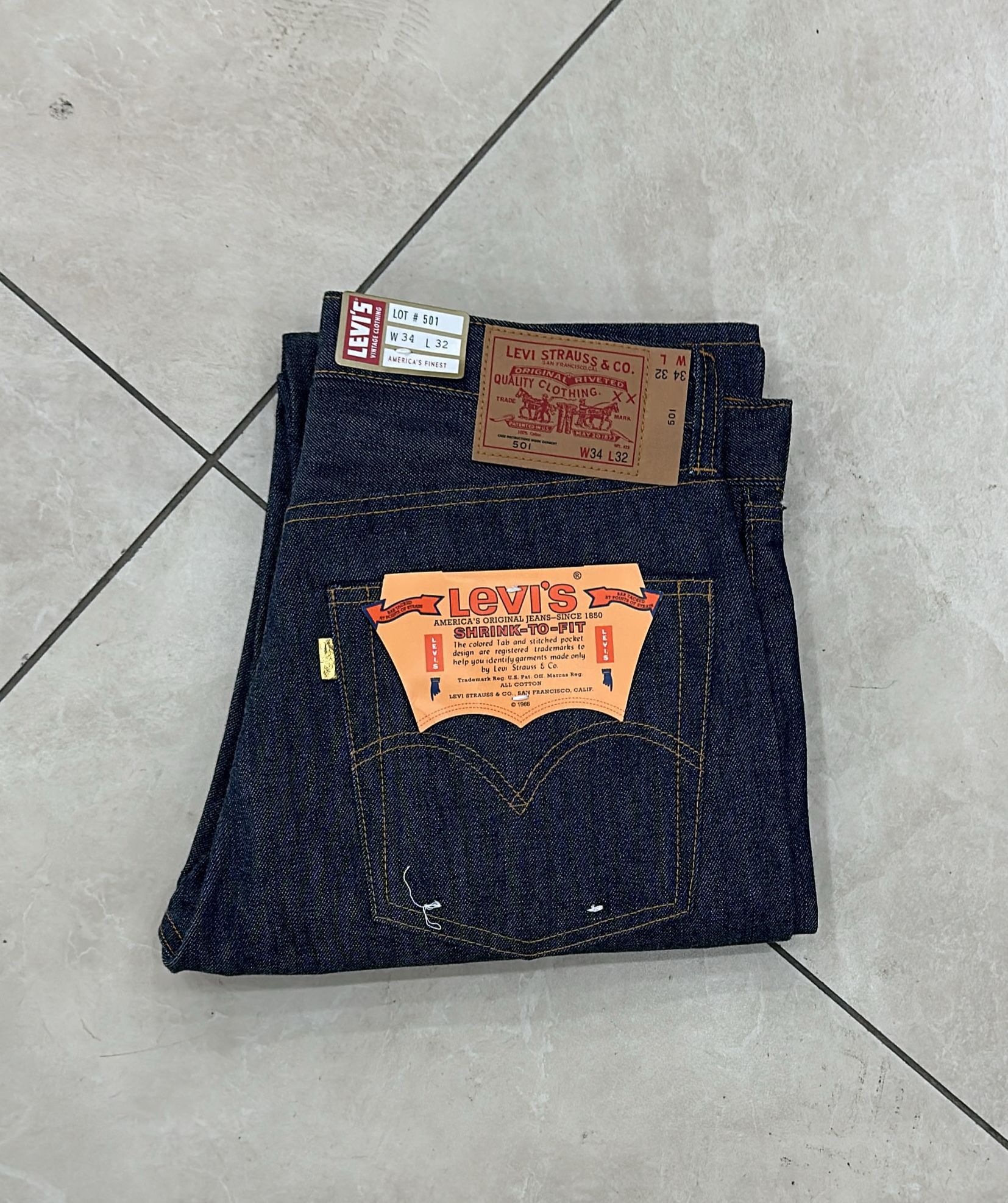 Levi's Vintage Clothing LVC Levi's Vintage Clothing 1971 501 Golden Ticket Slevedge Size US 34 / EU 50 - 1 Thumbnail