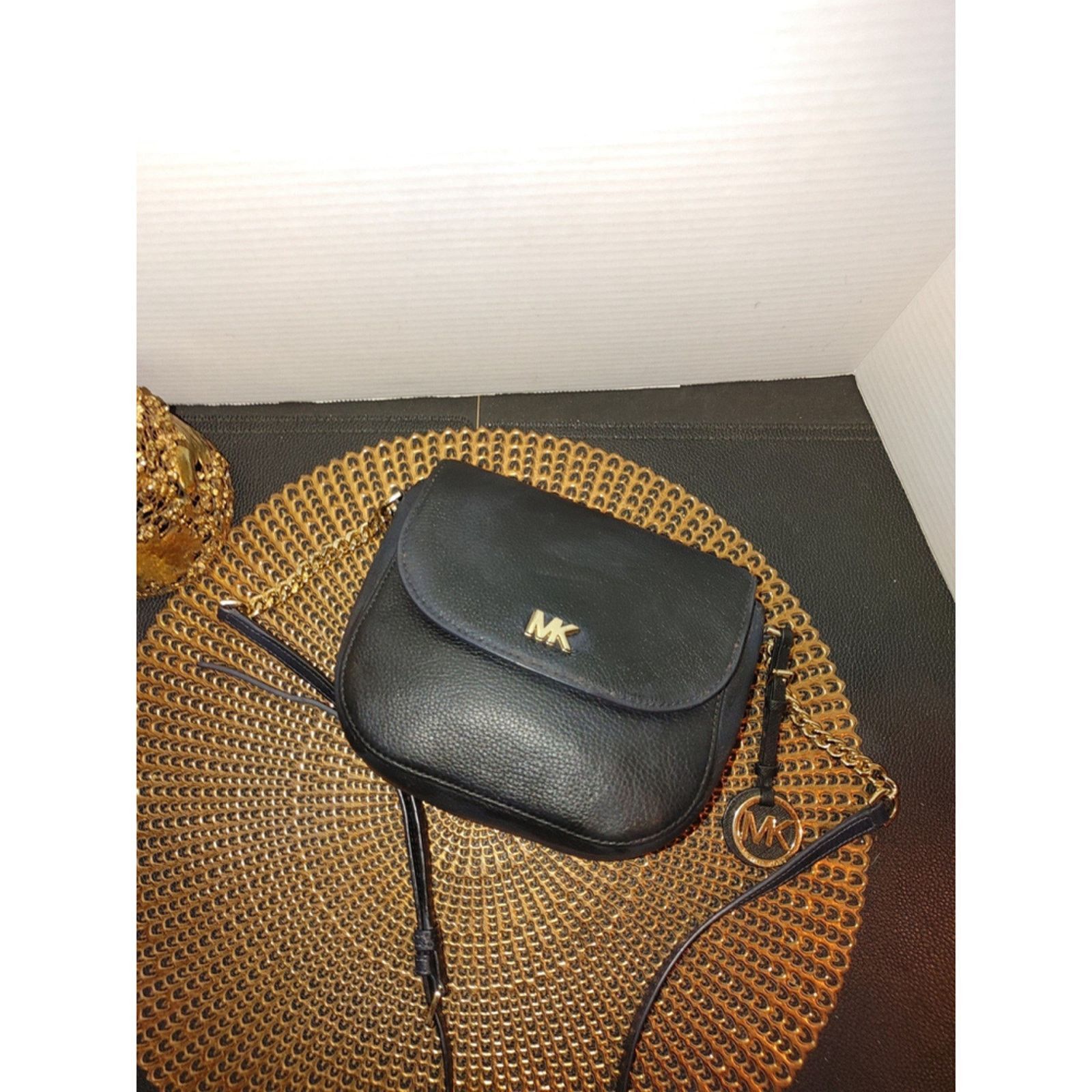 Michael Kors Michael Kors Mott Half Dome Pebbled Leather Crossbody Size ONE SIZE - 6 Thumbnail