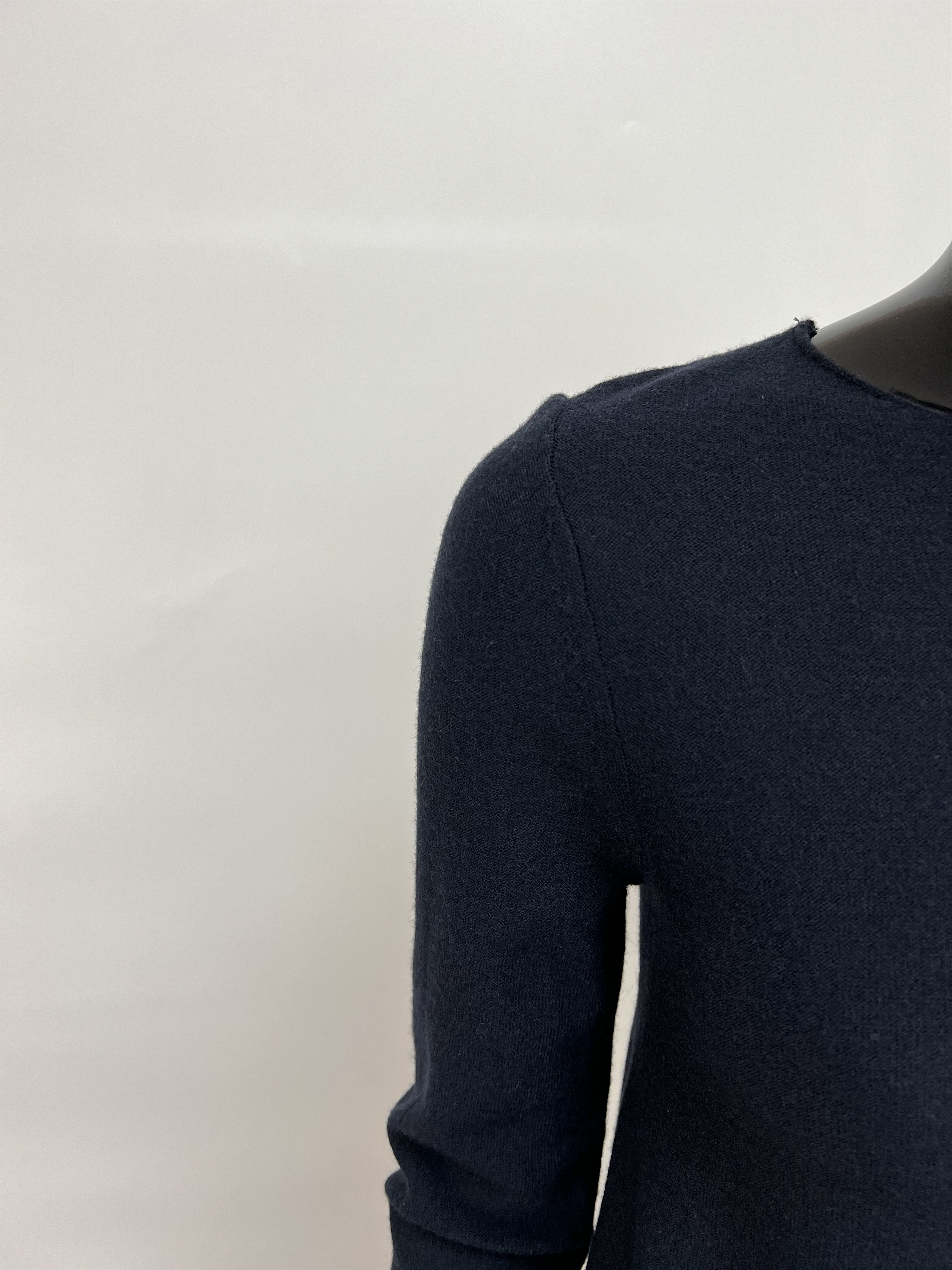 hannes roether Hannes Roether Navy 100% Merino Wool Crew Neck Sweater Size S / US 4 / IT 40 - 8 Thumbnail